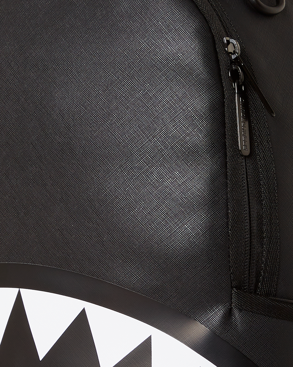 SPRAYGROUND SHARK CENTRAL BLK/GRAY BACKPACK (DLXV)