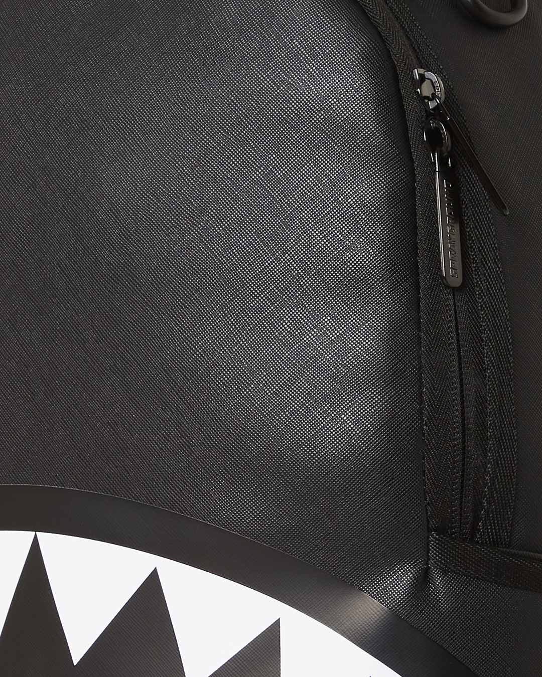 SPRAYGROUND SHARK CENTRAL BLK/GRAY BACKPACK (DLXV)
