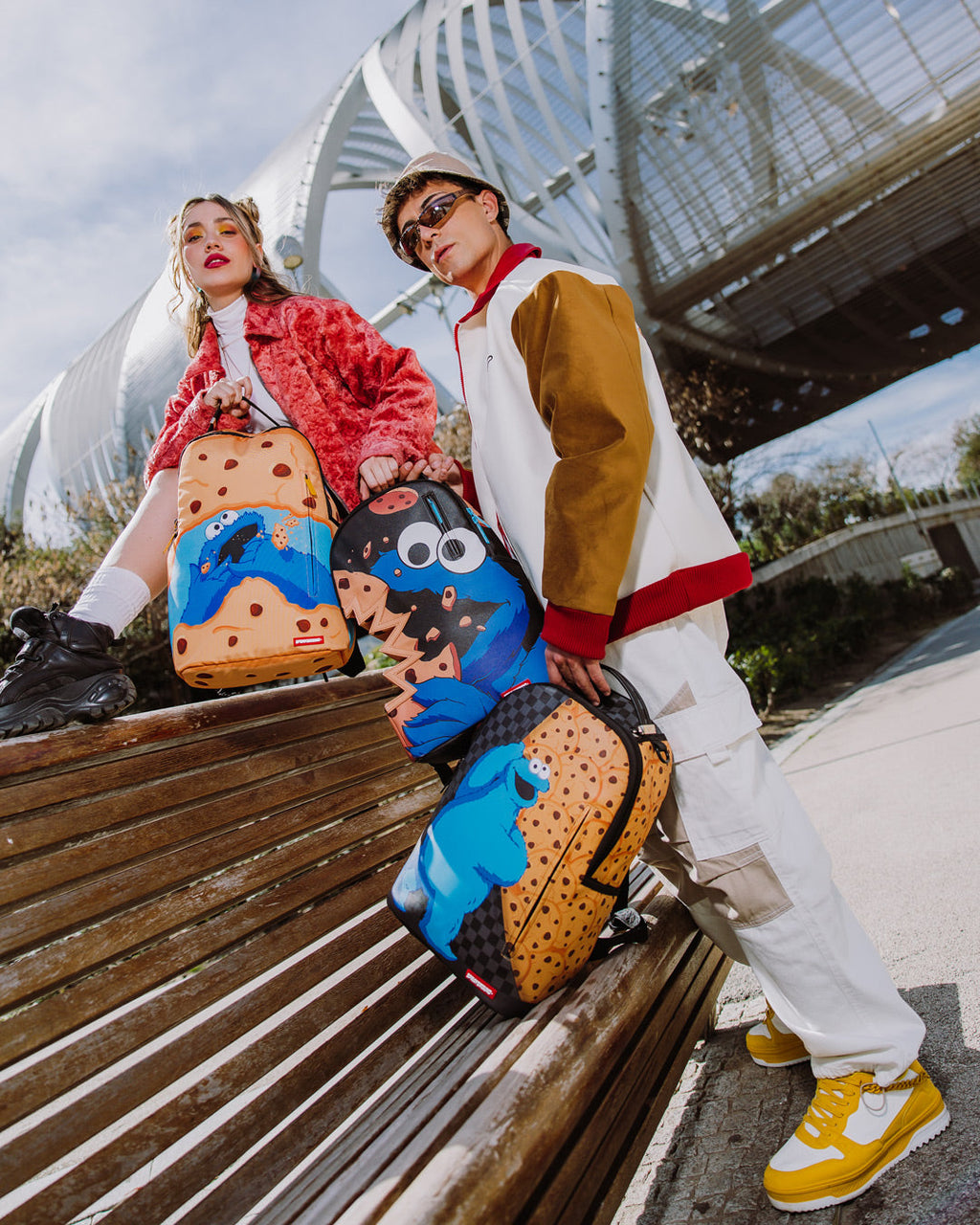 SPRAYGROUND COOKIE MONSTER REVEAL BACKPACK (DLXV)