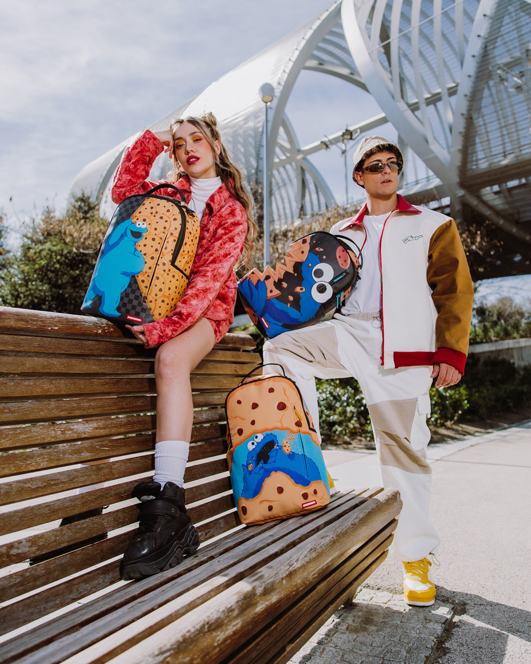 SPRAYGROUND COOKIE MONSTER REVEAL BACKPACK (DLXV)