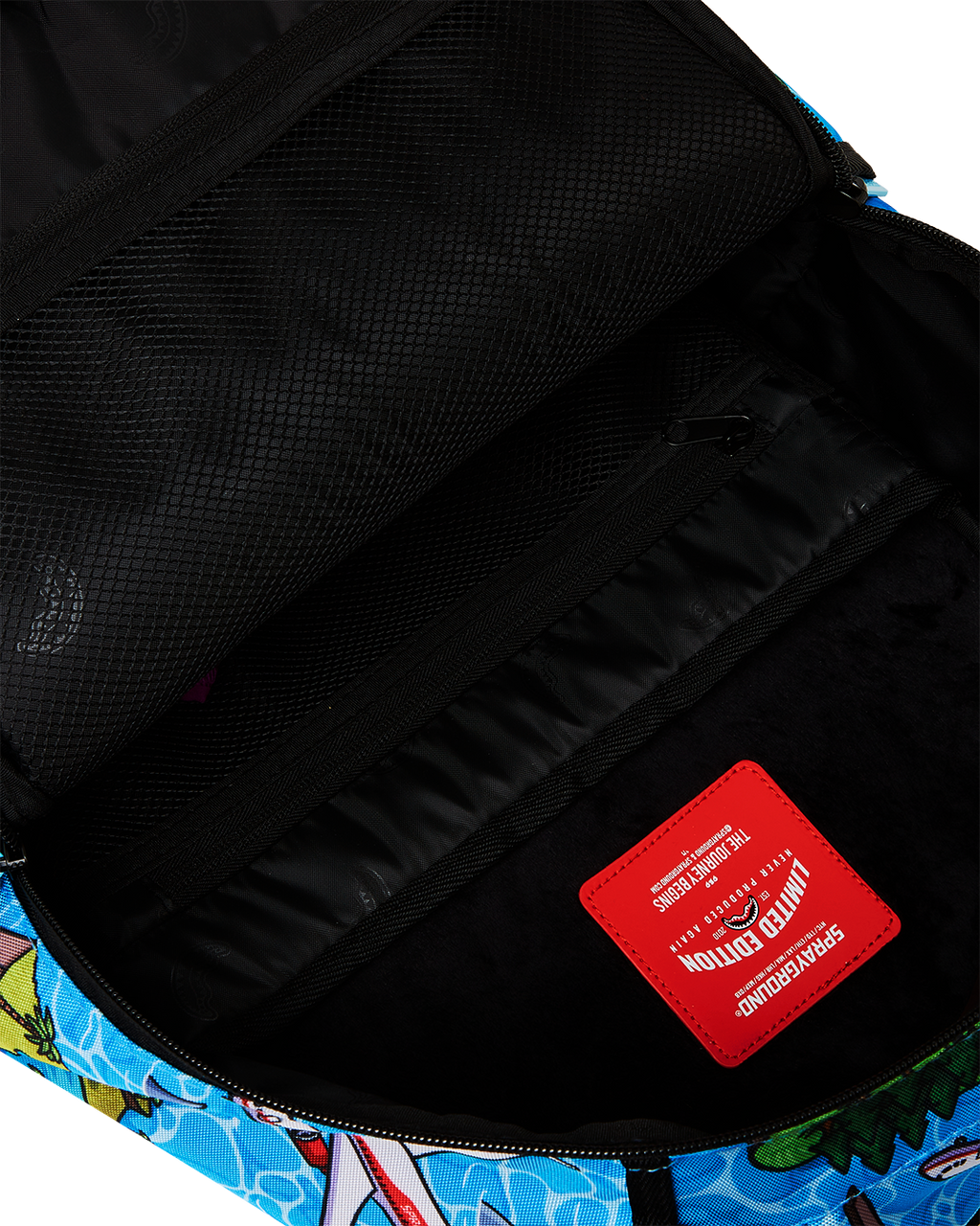 SPRAYGROUND SHARK ISLAND ADVENTURE DLXSR BACKPACK