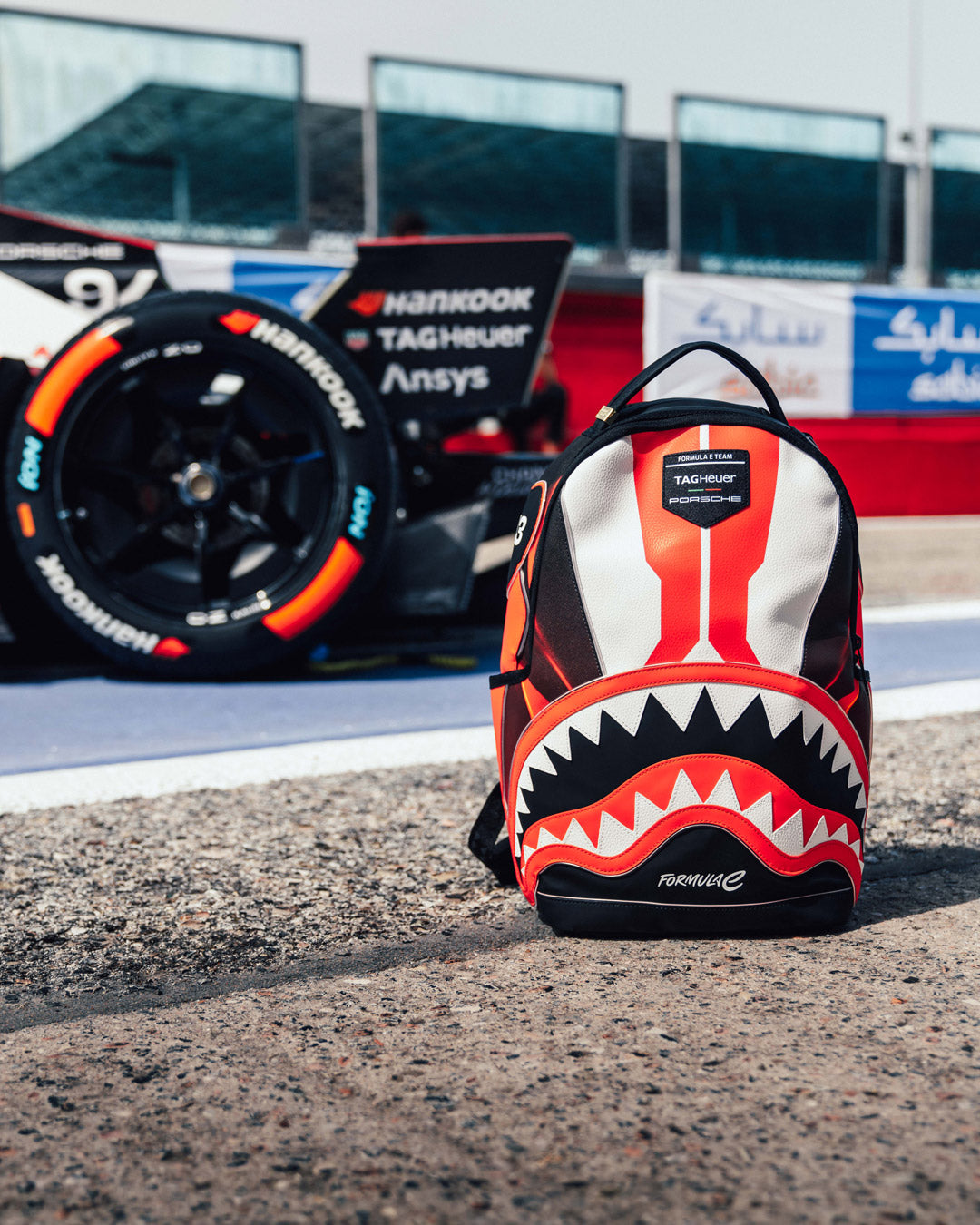 SPRAYGROUND FORMULA-E PORSCHE LED BACKPACK