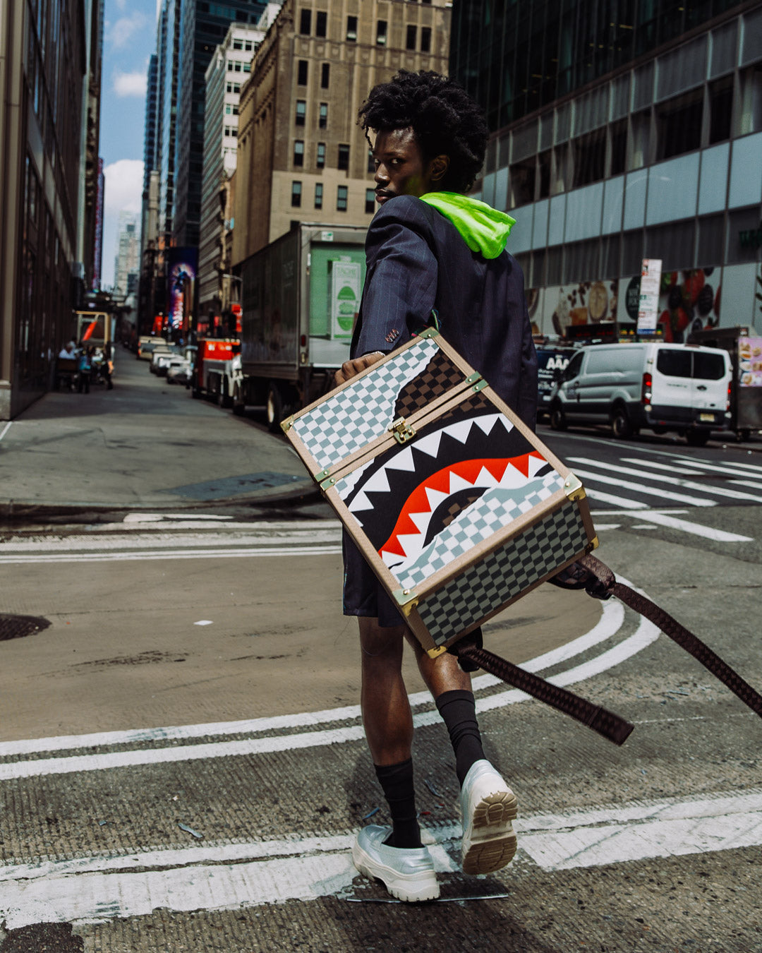SPRAYGROUND UNSTOPPABLE ENDEAVORS II CHATURANGA SHARK 1900 BACKPACK