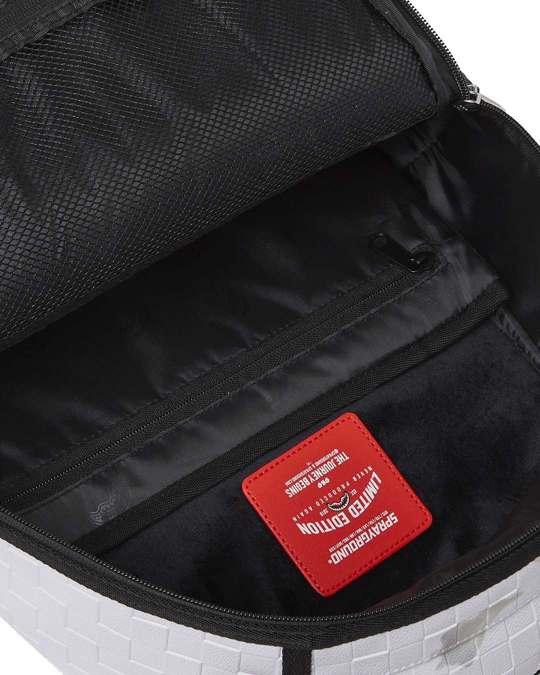 SPRAYGROUND PIXEL SMOKE DLXSV BACKPACK