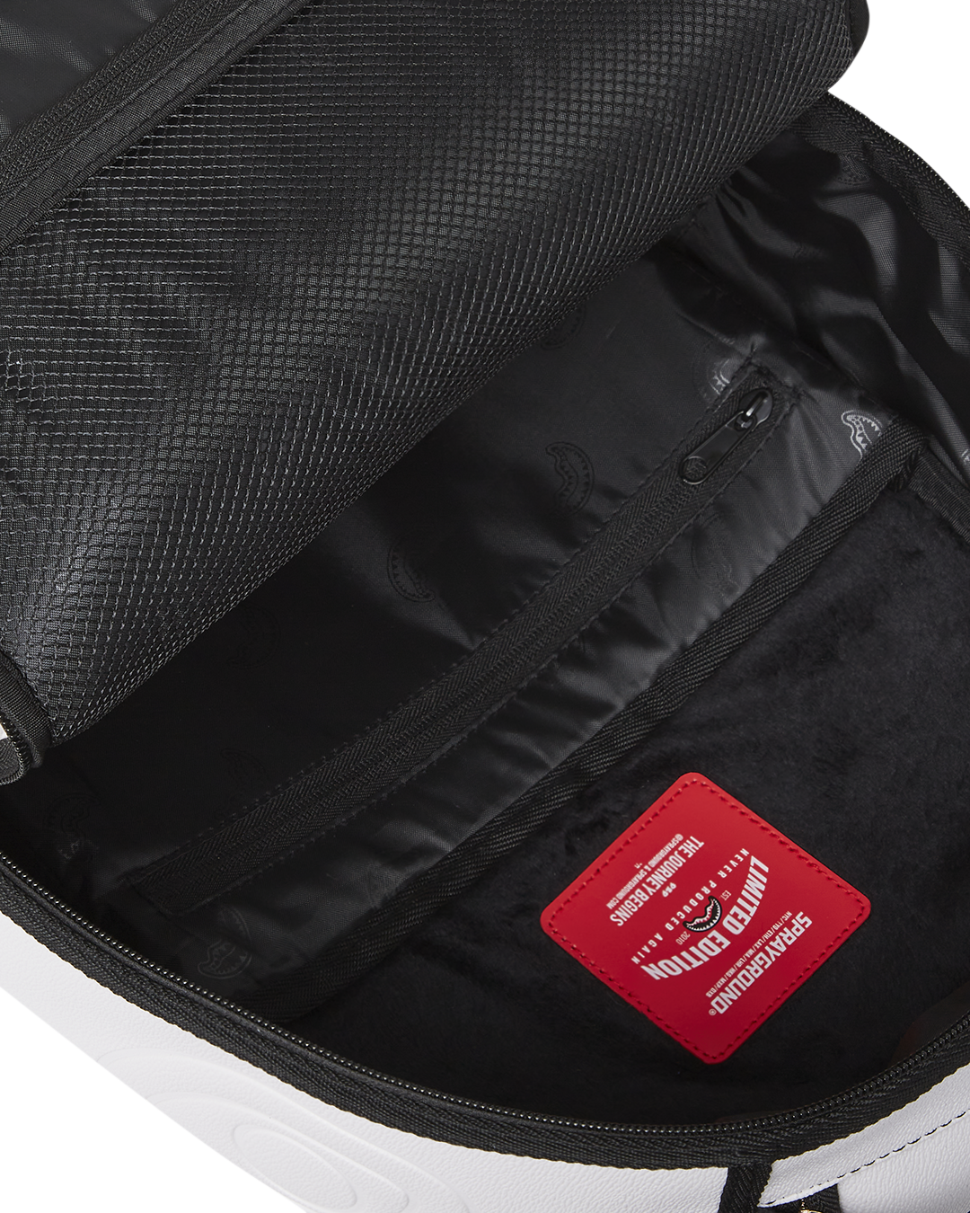 SPRAYGROUND SPRAYSHARKS WORLDWIDE BACKPACK