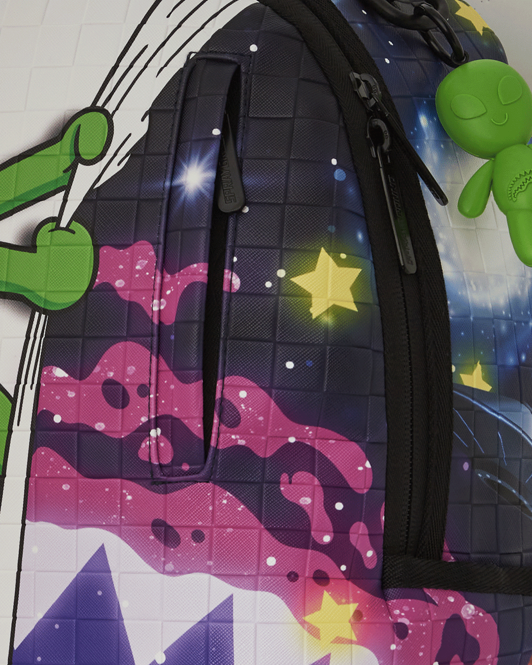 SPRAYGROUND COSMIC RAY HOMEWORLD