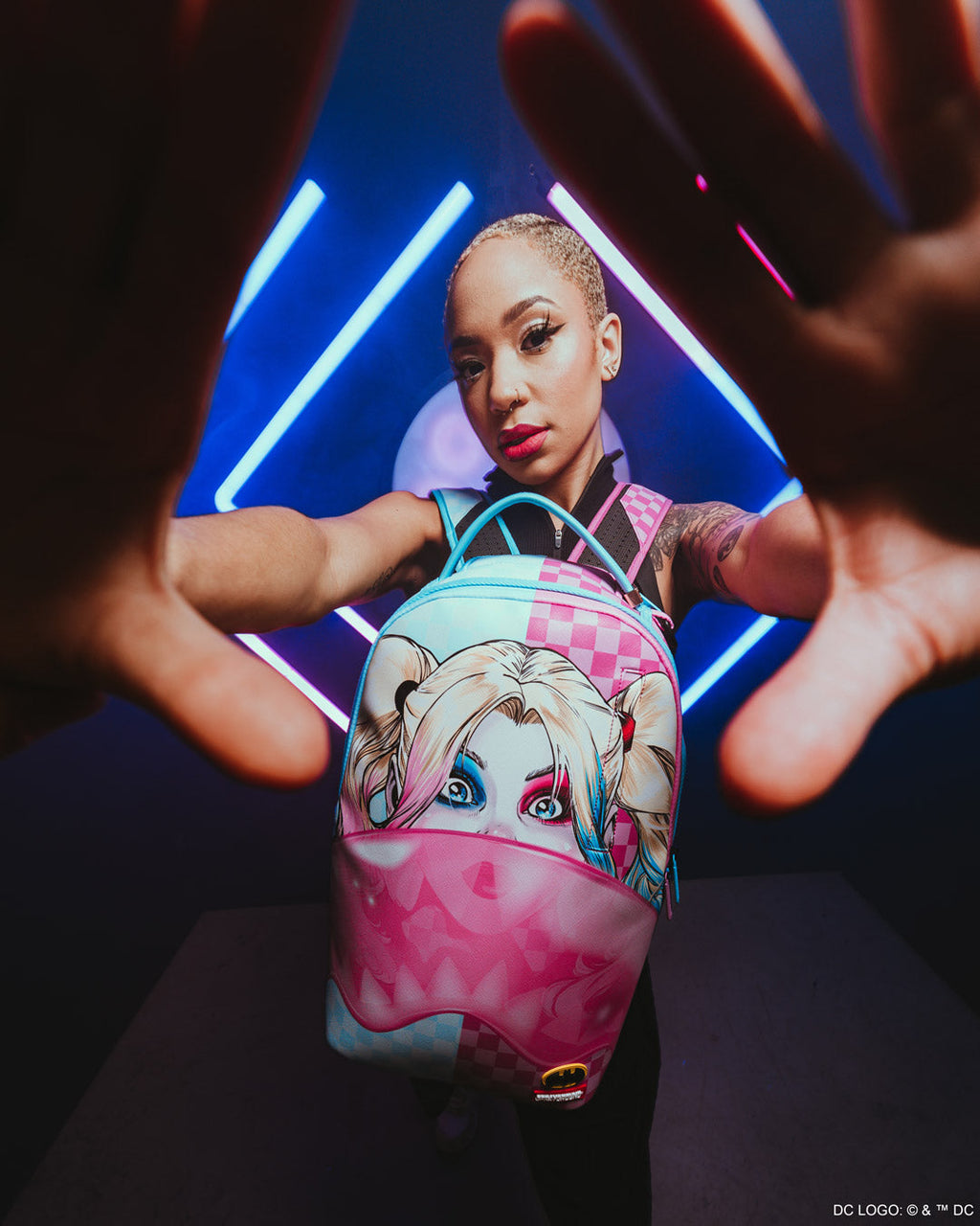 SPRAYGROUND HARLEY QUINN BUBBLE GUM SHARK