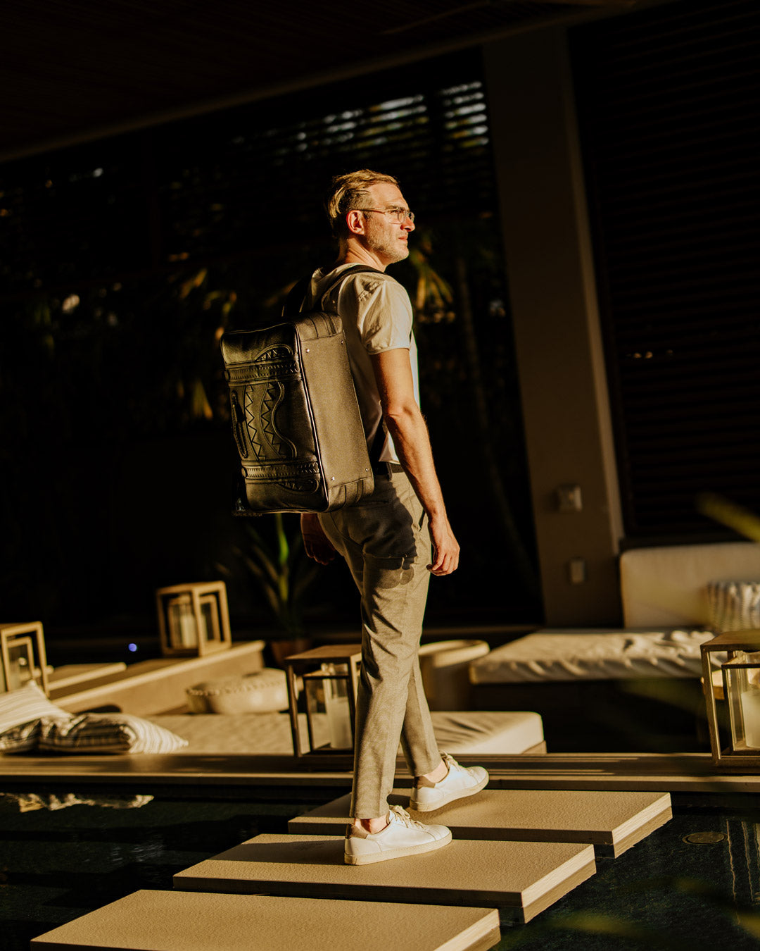 SPRAYGROUND REALITY CHECK VINTAGE HANDHELD CARRY-ON CONVERTS TO BACKPACK
