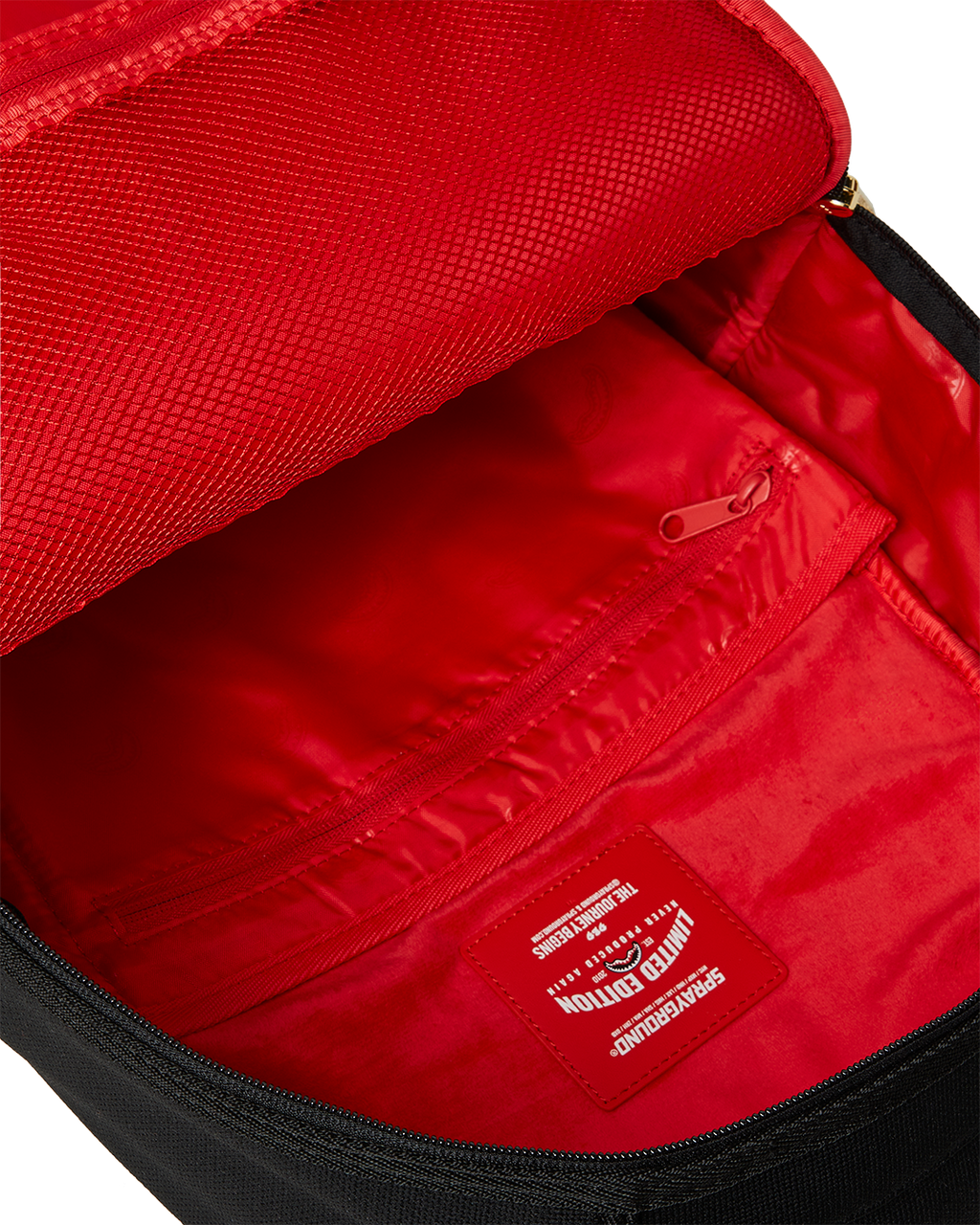 SPRAYGROUND SHARK CENTRAL AEROFLEX BACKPACK
