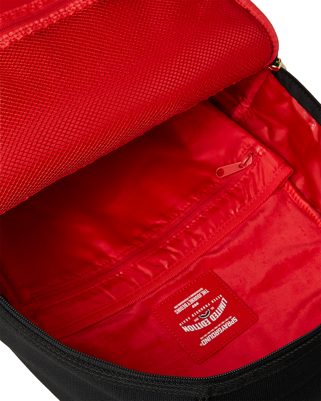 SPRAYGROUND SHARK CENTRAL AEROFLEX BACKPACK