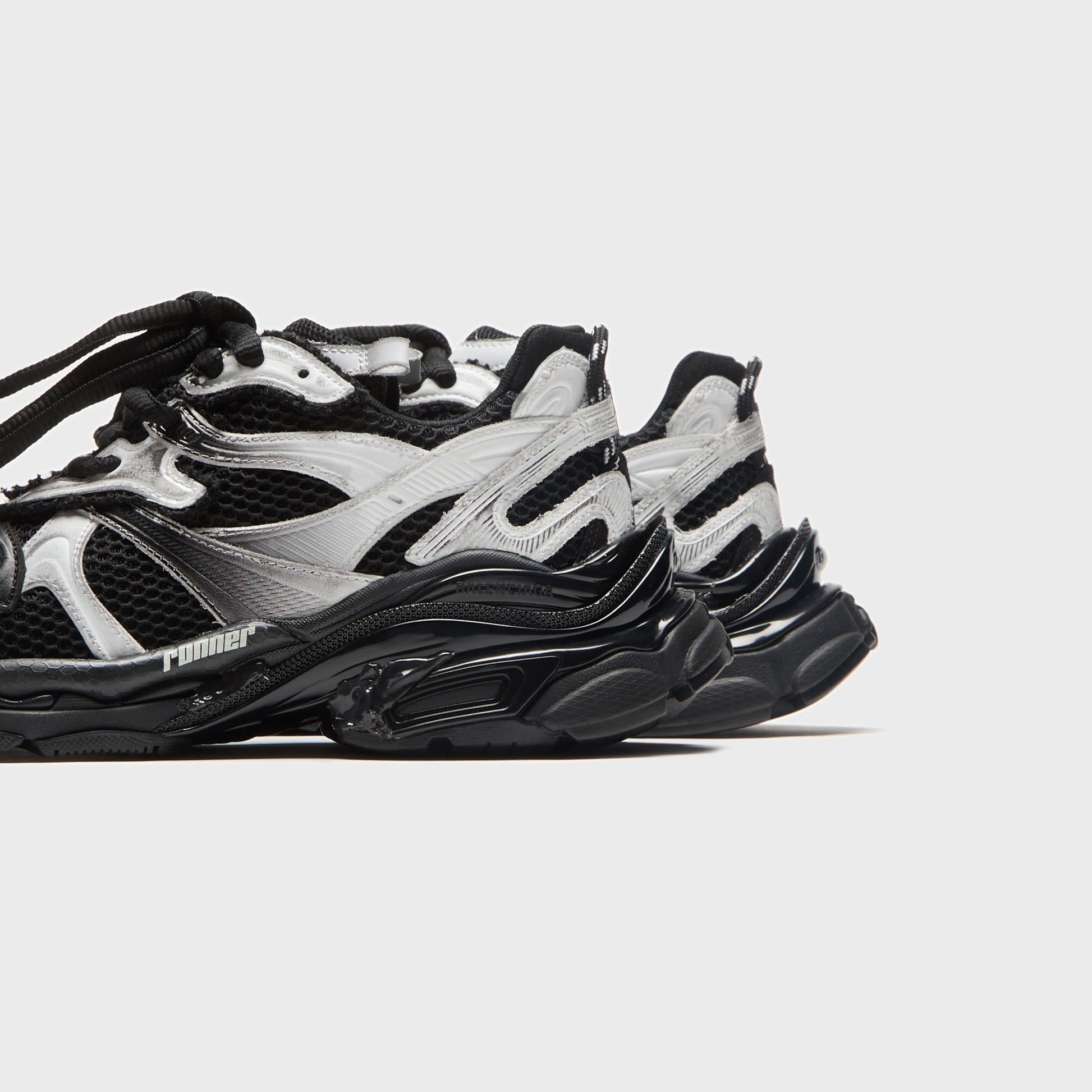 Balenciaga Runner 2 Gradient - Black / White