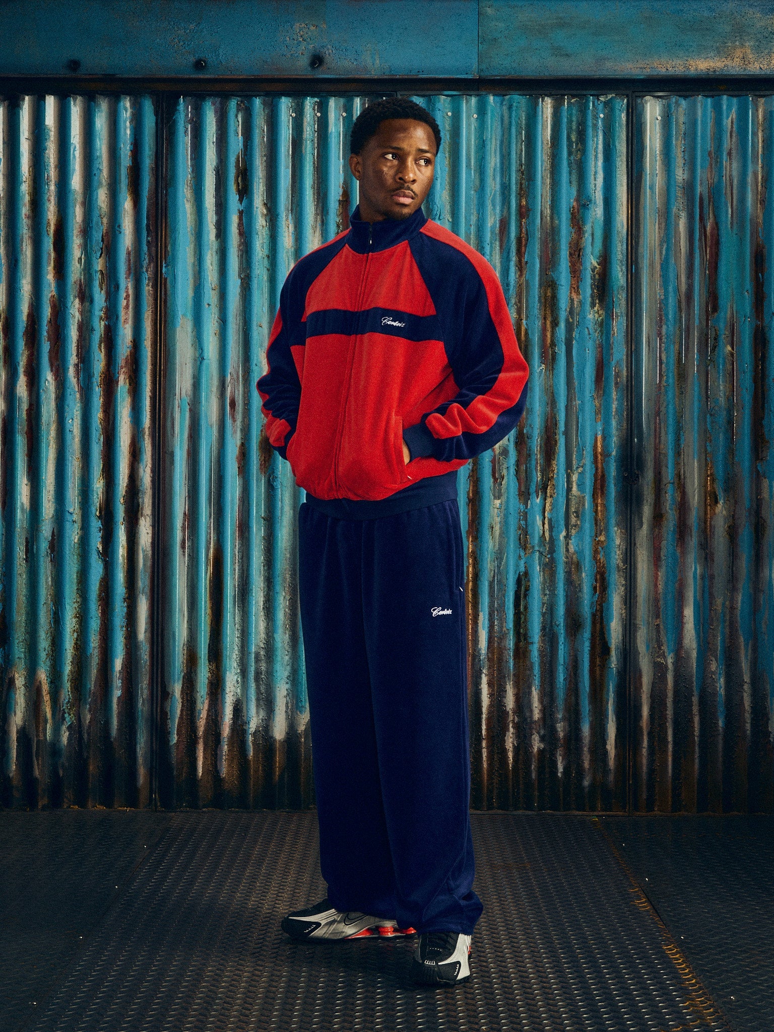 Corteiz PISTA VELOUR TRACK PANT [NAVY] CRTZRTW