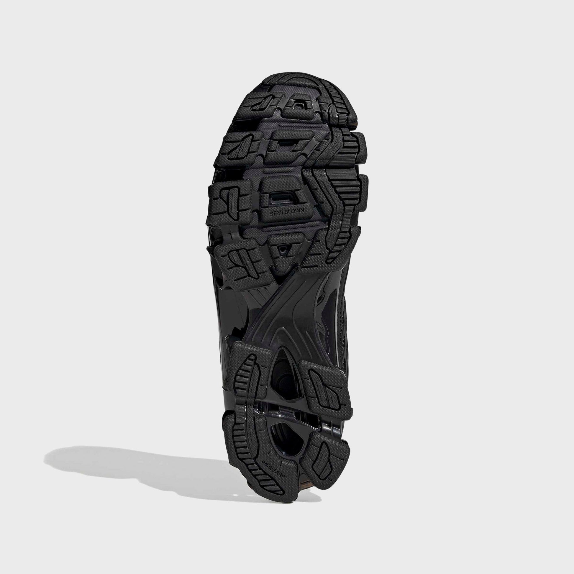 adidas Megaride F50 - Core Black / Iron Metallic
