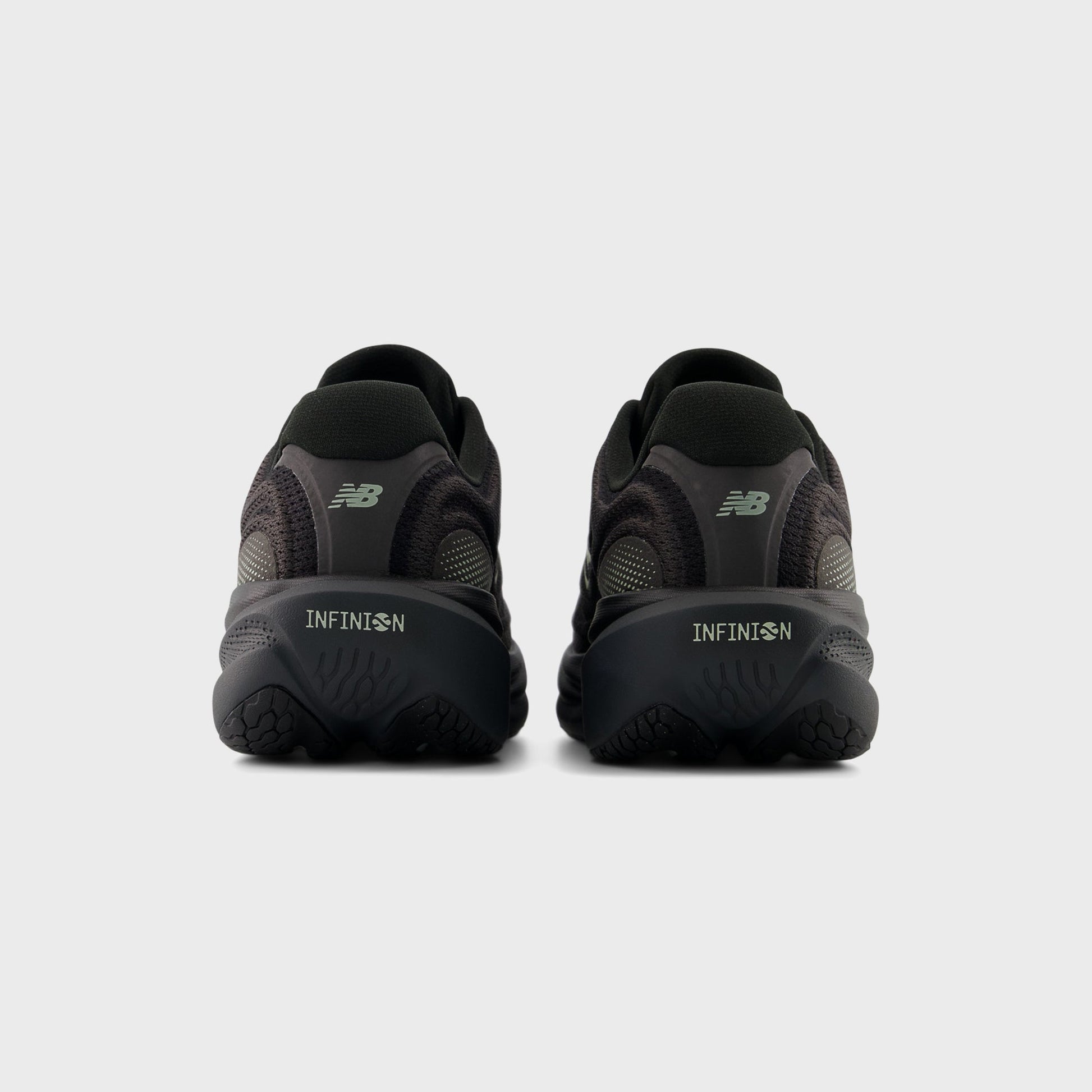 New Balance 1080v15 - Black / Faded Black / Olivine