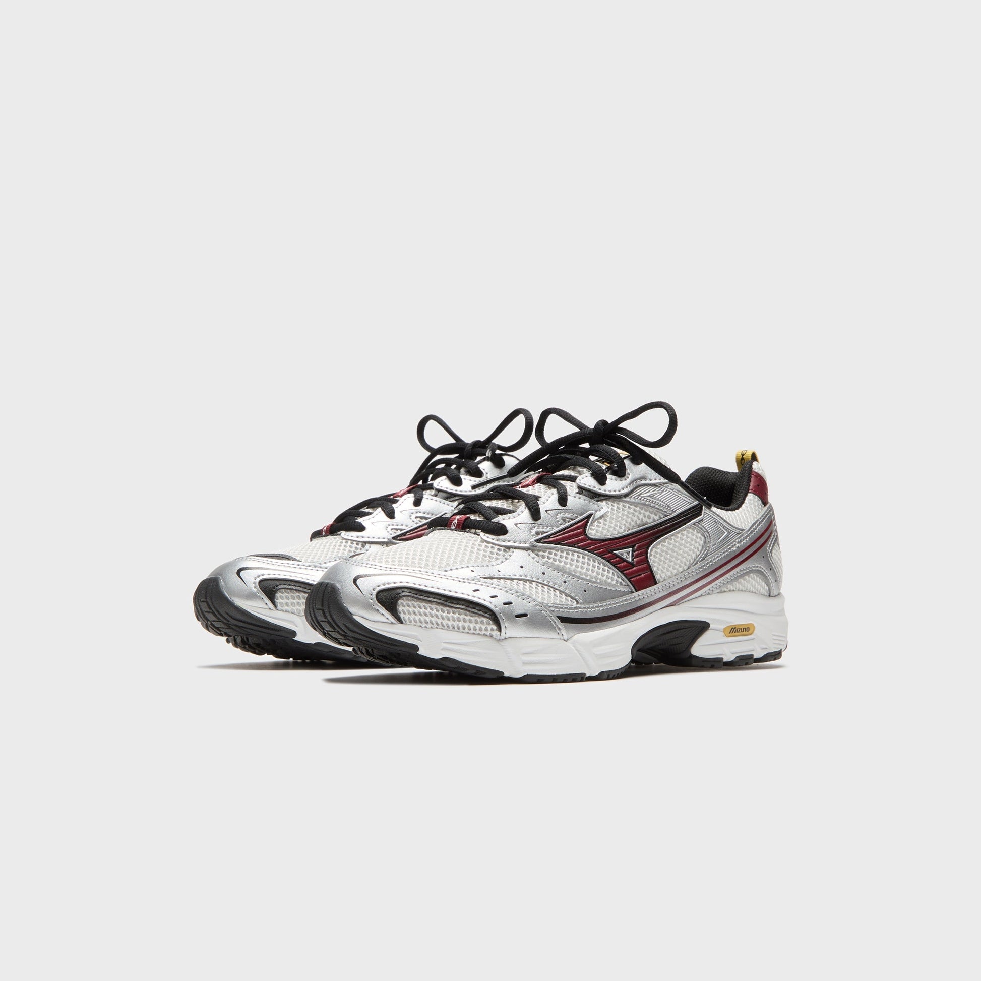 Mizuno MXR - Nimbus Cloud / Syrah