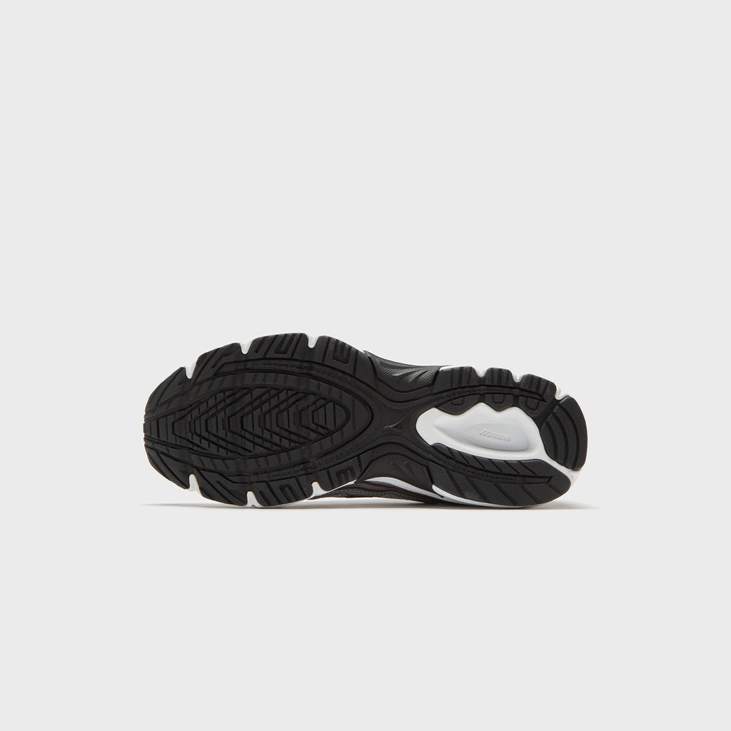 Mizuno MXR - Nimbus Cloud / Syrah