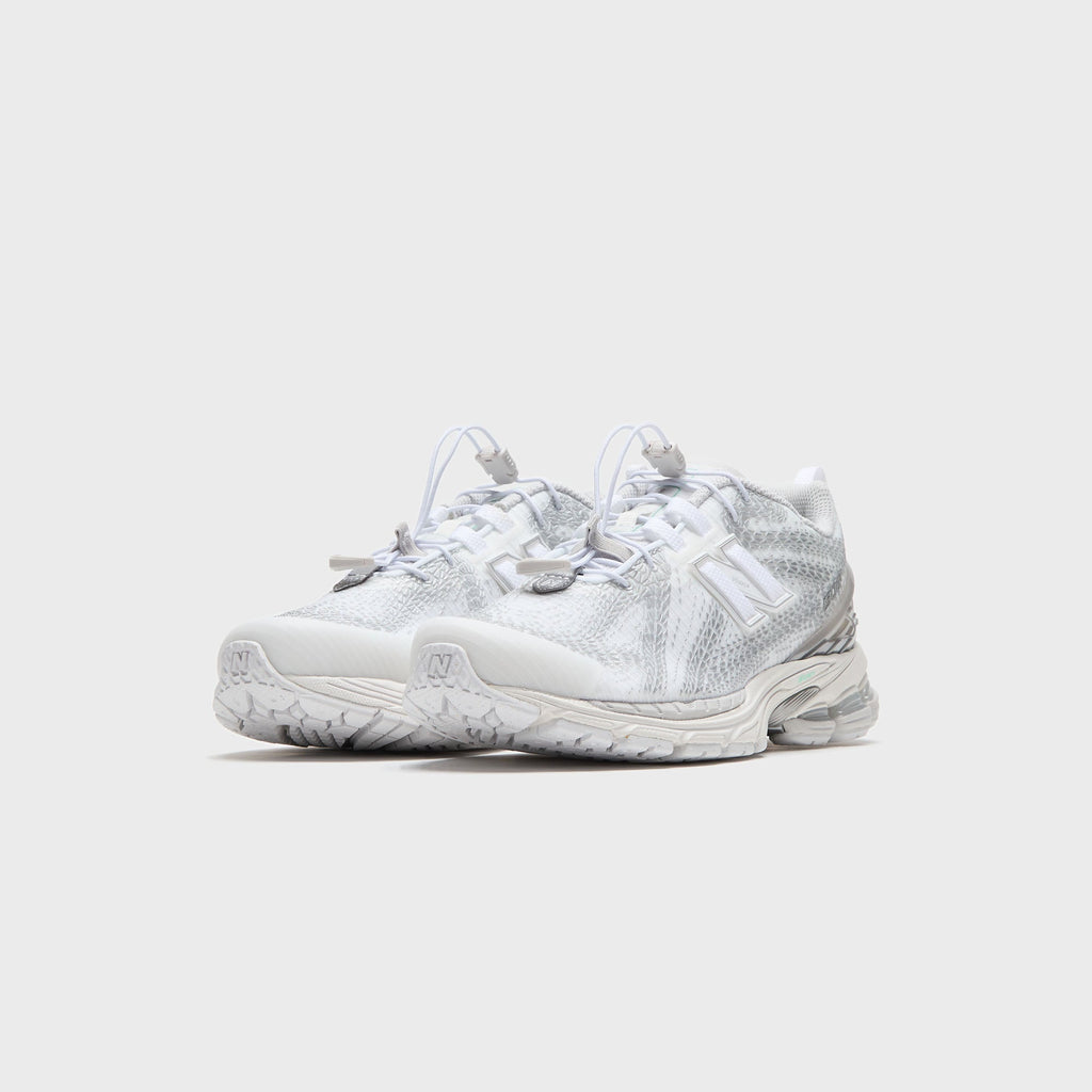 New Balance U1906F - White / Silver Metallic / Deep End