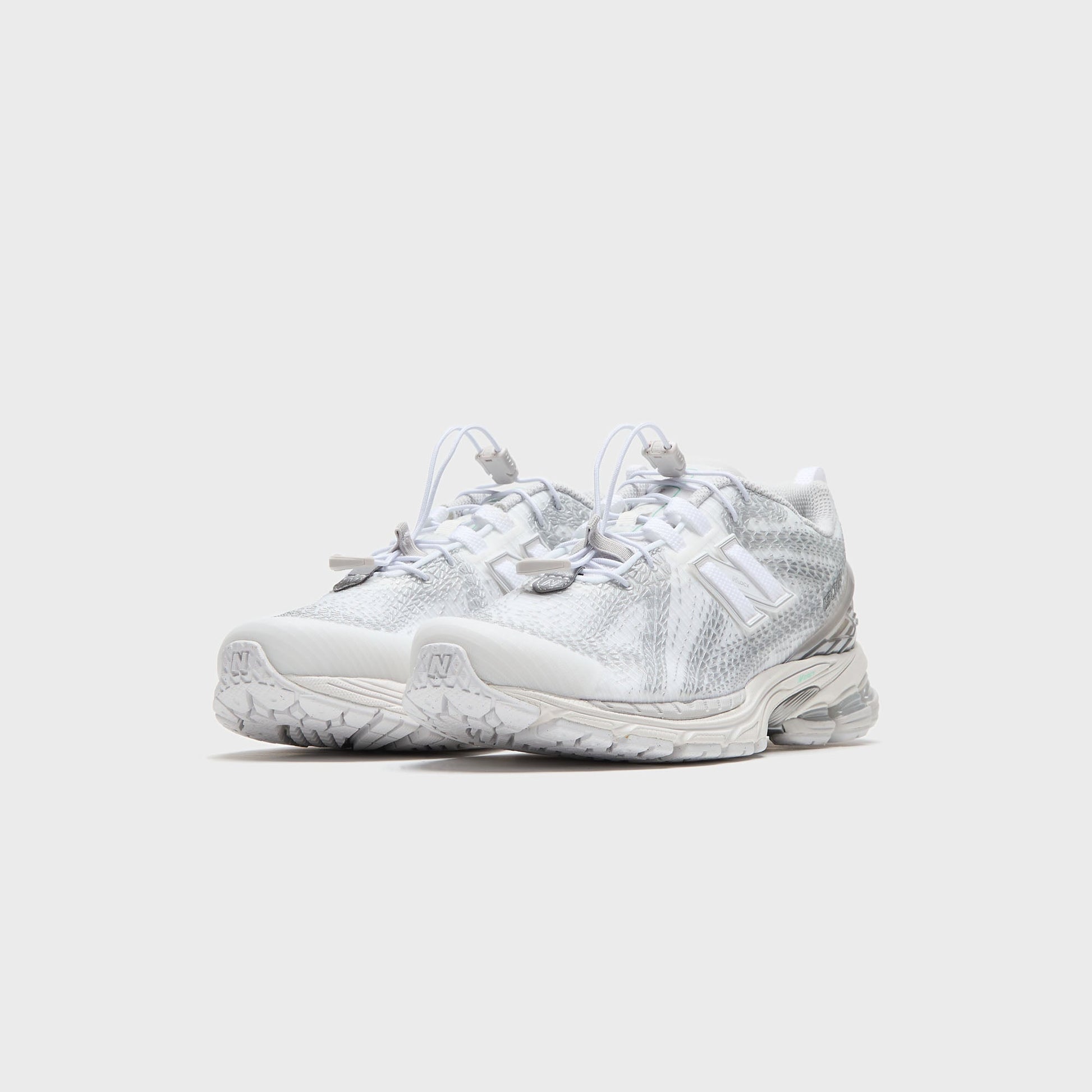 New Balance U1906F - White / Silver Metallic / Deep End
