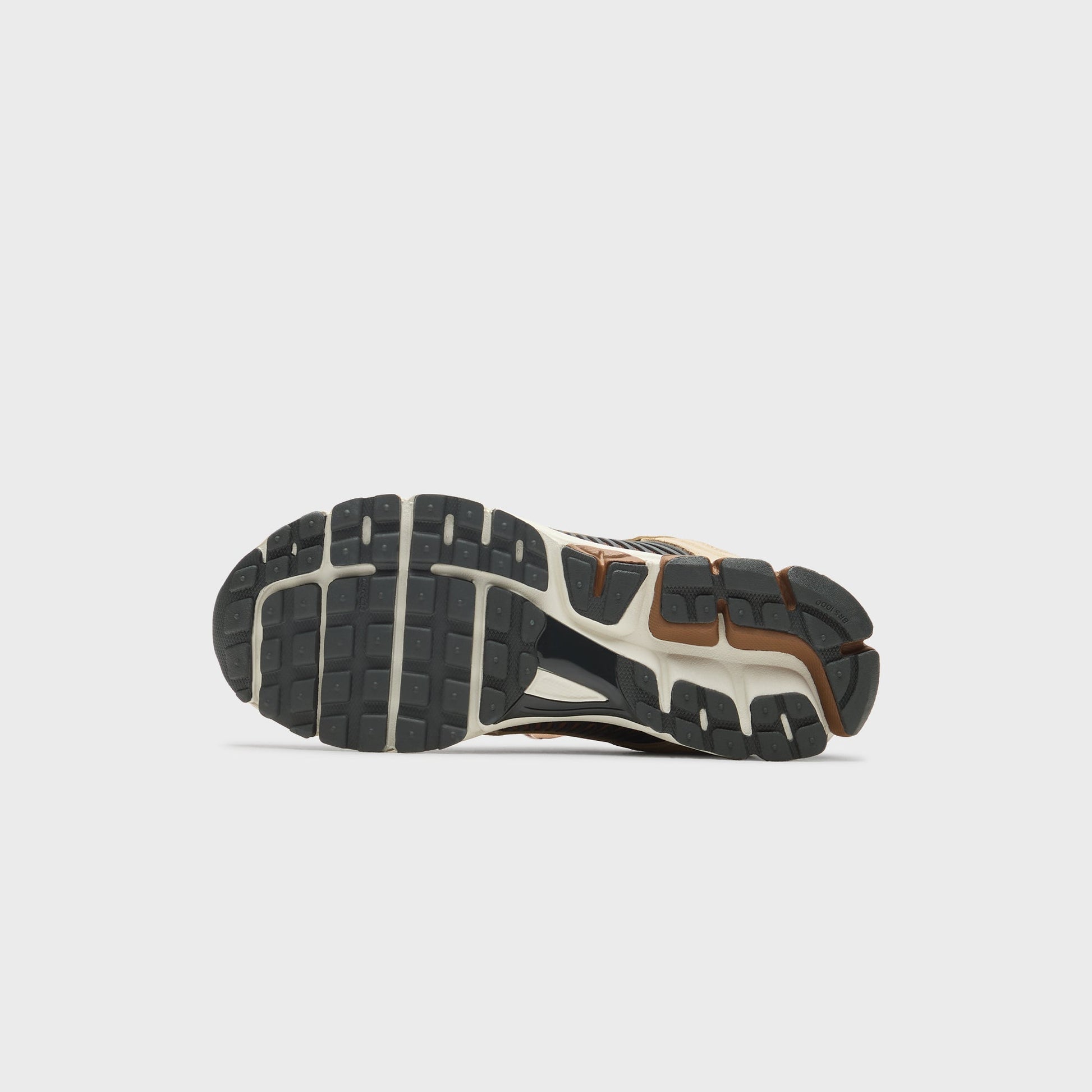 Nike Zoom Vomero 5 - Light British Tan / Dark Smoke Grey / British Khaki / Linen