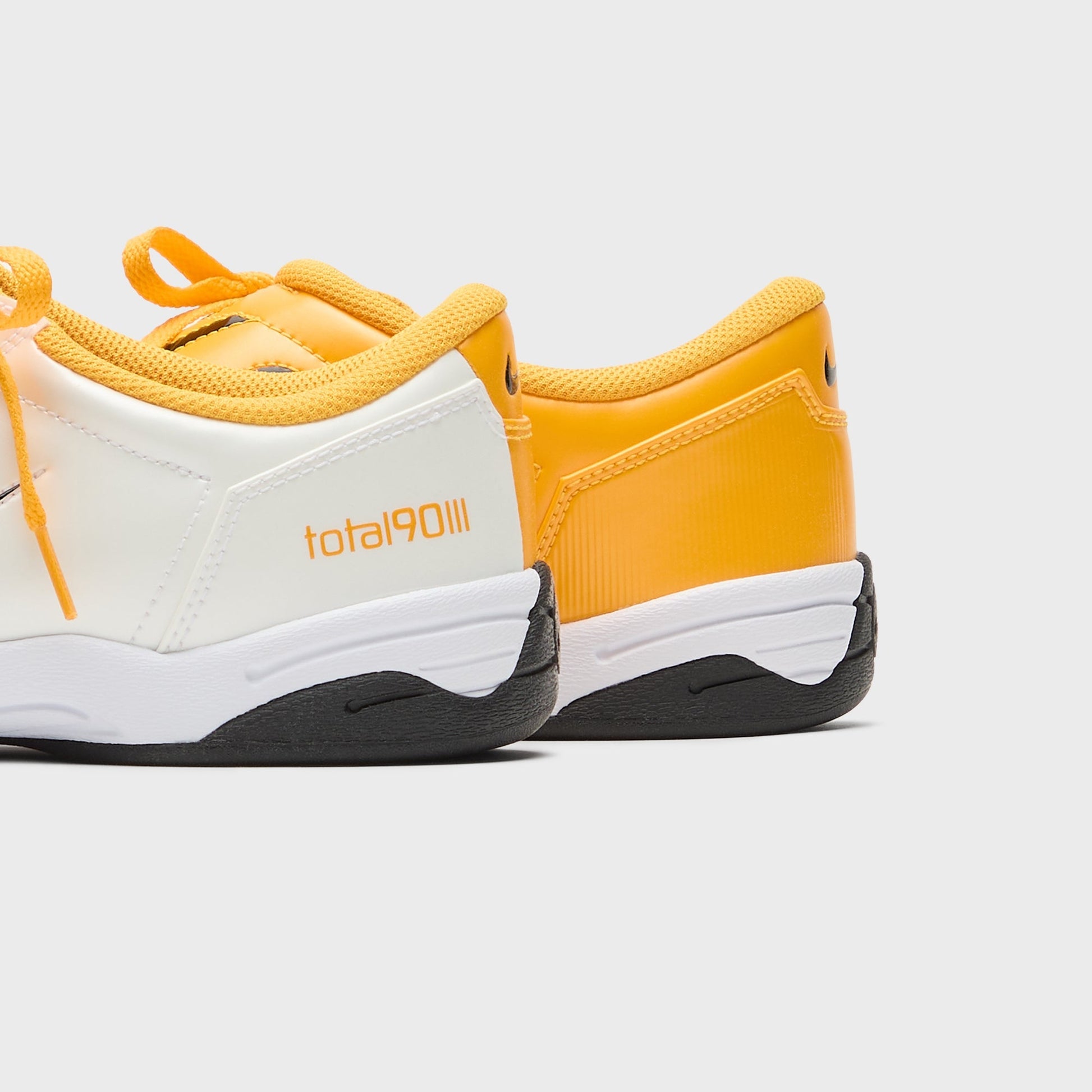 Nike Total 90 - White / Black / University Gold