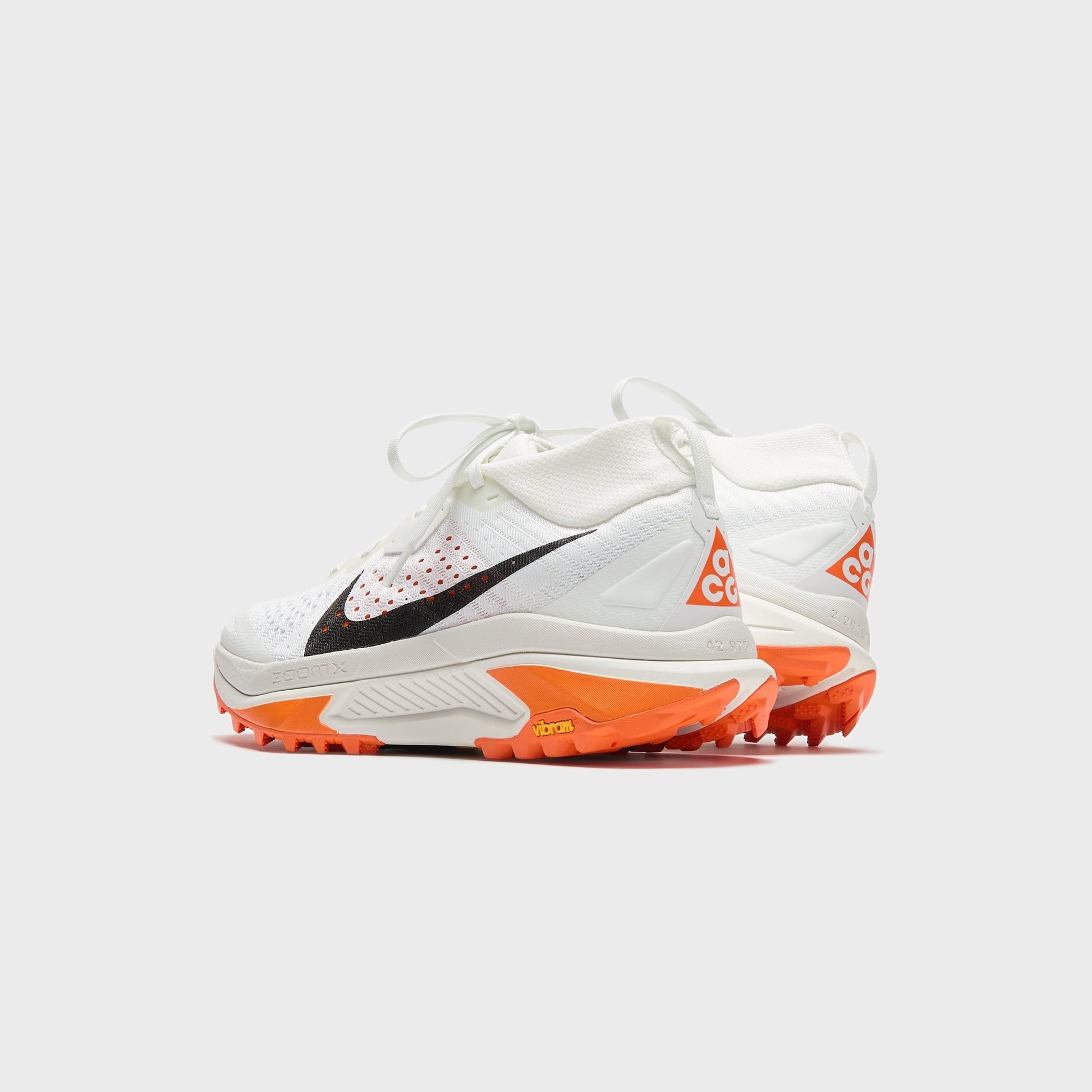 Nike ACG Zegama Trail - Summit White / Phantom / Safety Orange / Black