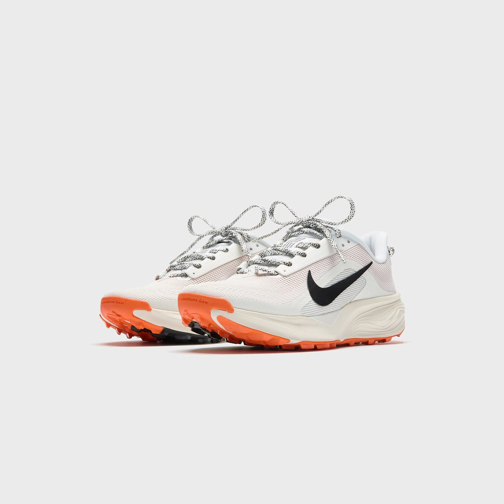 Nike ACG Pegasus Trail - Summit White / Phantom / Safety Orange / Black