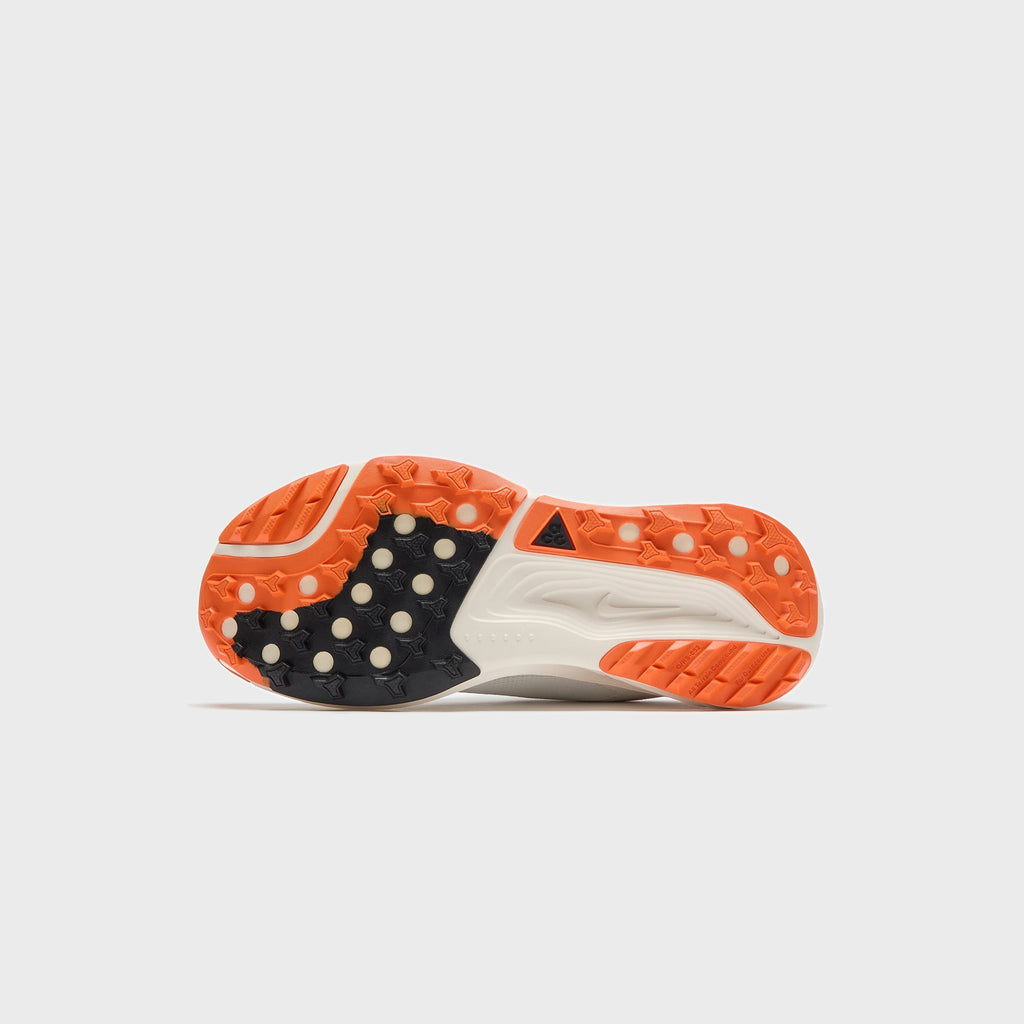 Nike ACG Pegasus Trail - Summit White / Phantom / Safety Orange / Black