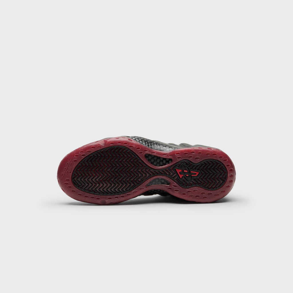 Nike Air Foamposite One - Black / Varsity Red
