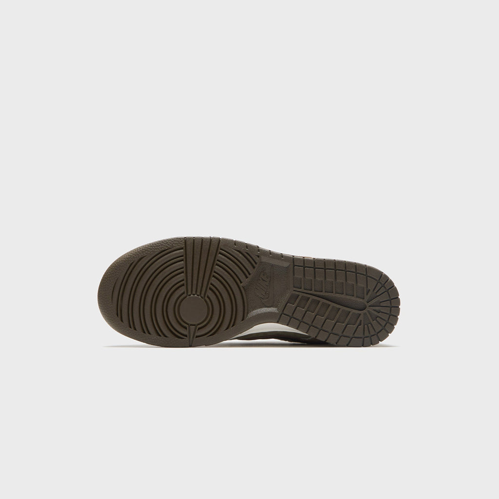Nike Dunk Low SE - Linen / Phantom / Neutral Olive / Dark Hazel