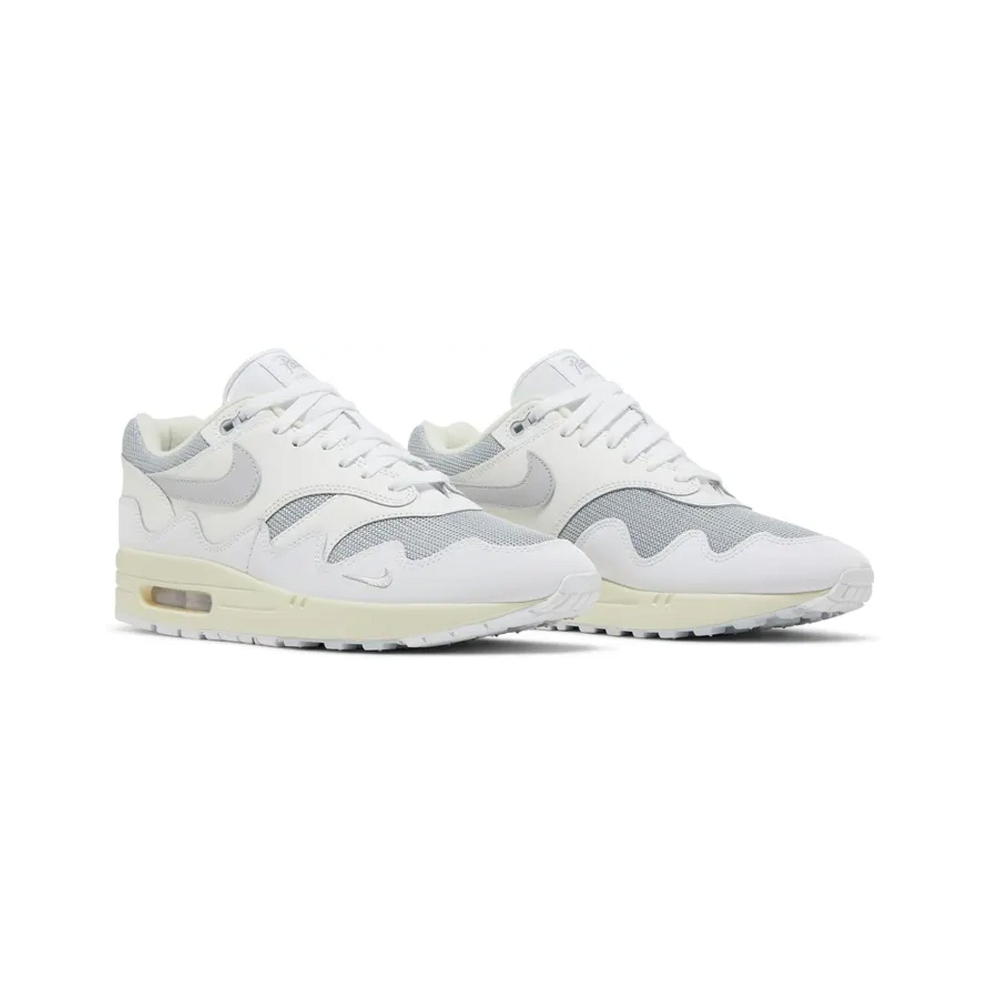 Nike Air Max 1 Patta Waves x Pure Platinum White' (2022)