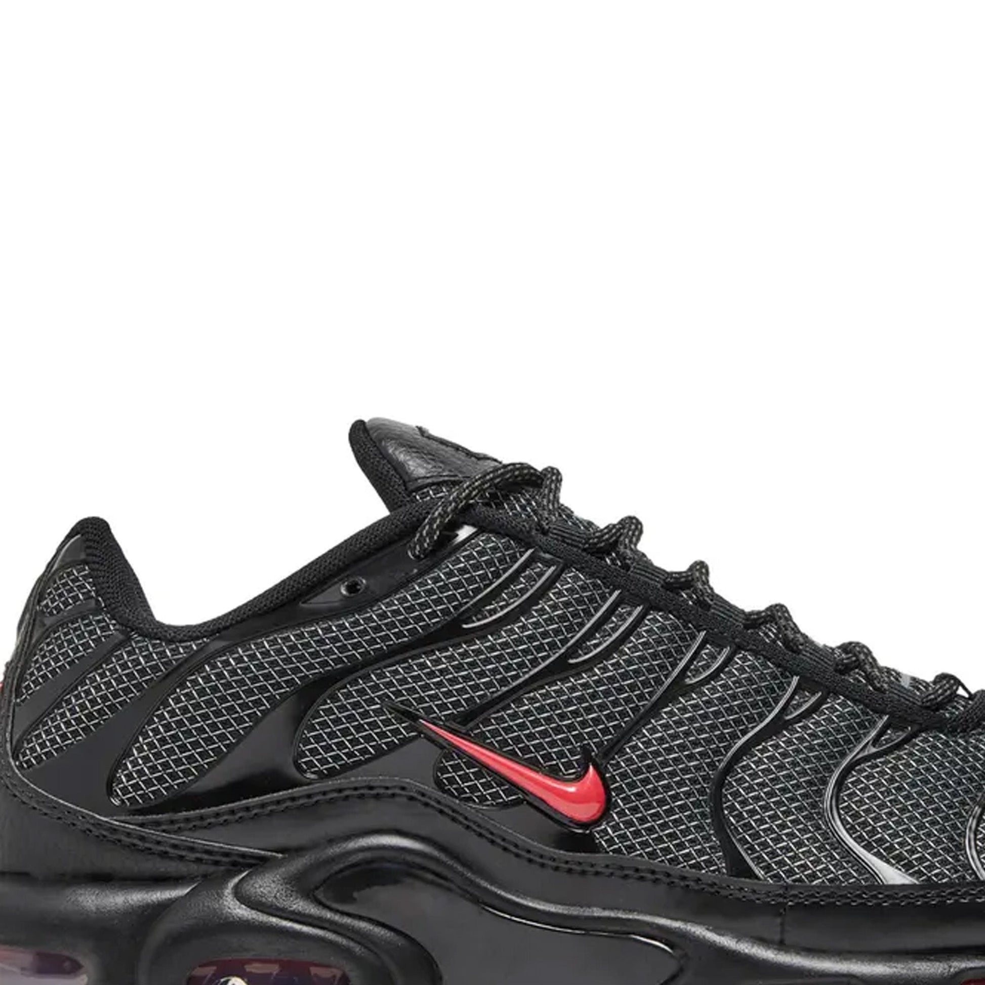 Nike Air Max TN Plus 'Metal Mesh Black Red' (2021)
