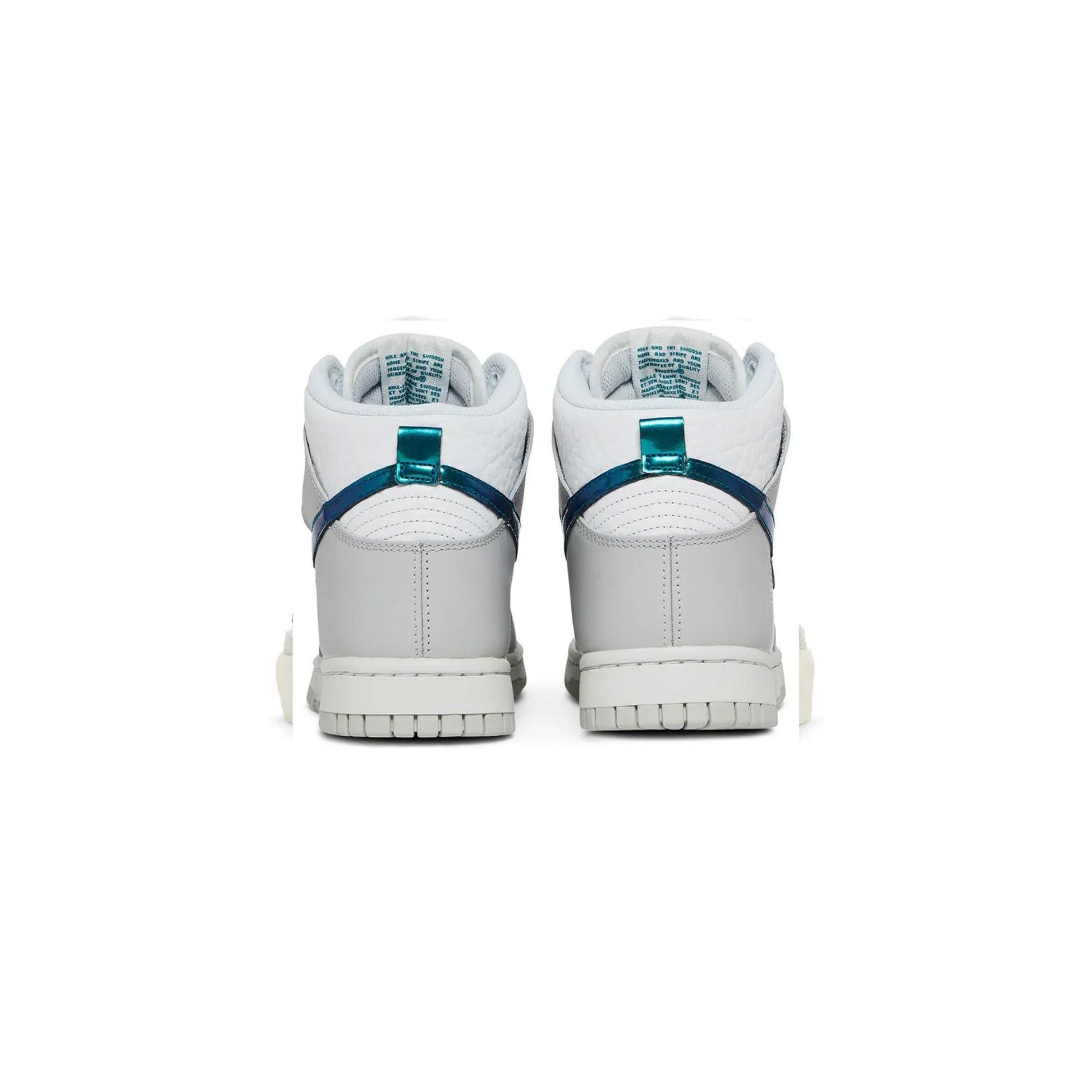 Nike Dunk High 'FLS' W (2022)