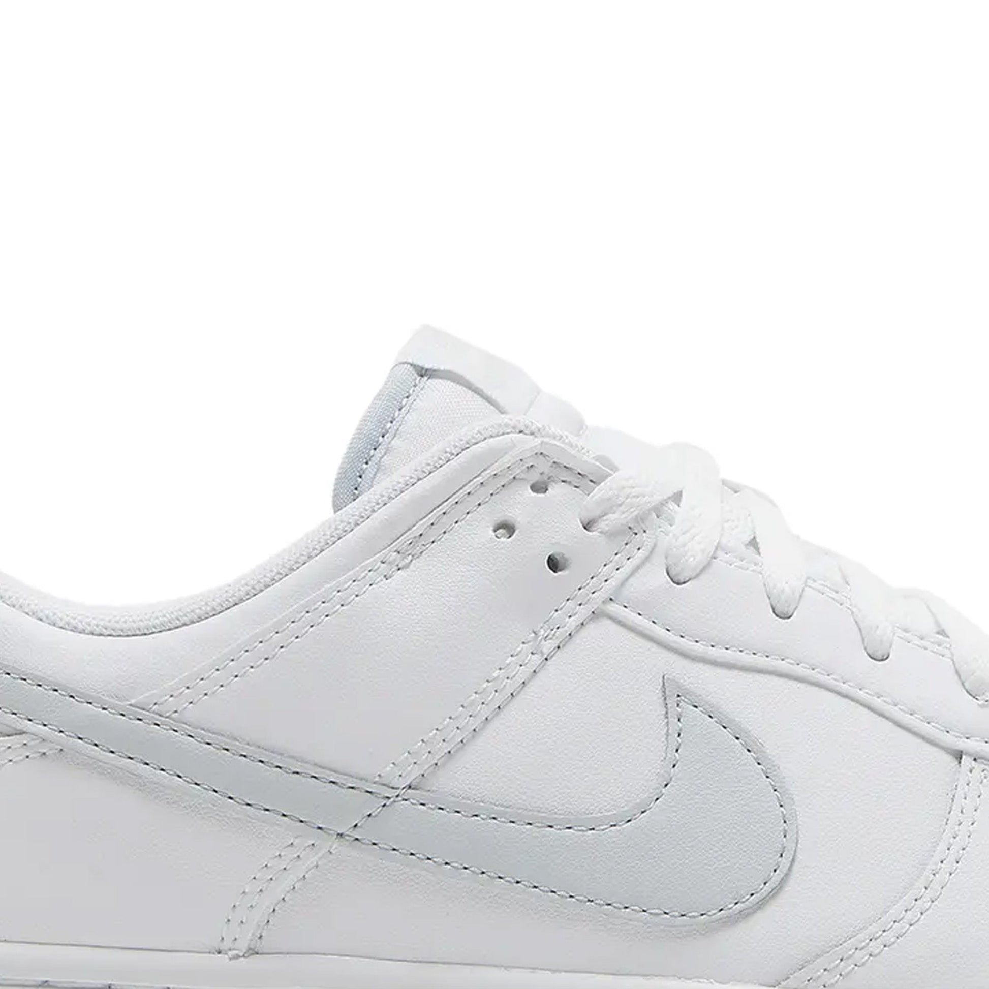 Nike Dunk Low 'Pure Platinum Grey'