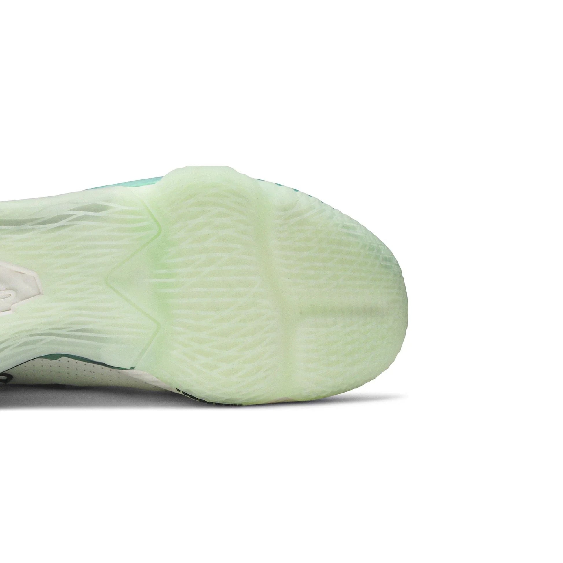 Nike LeBron 17 Low 'Glow In The Dark' (2020)