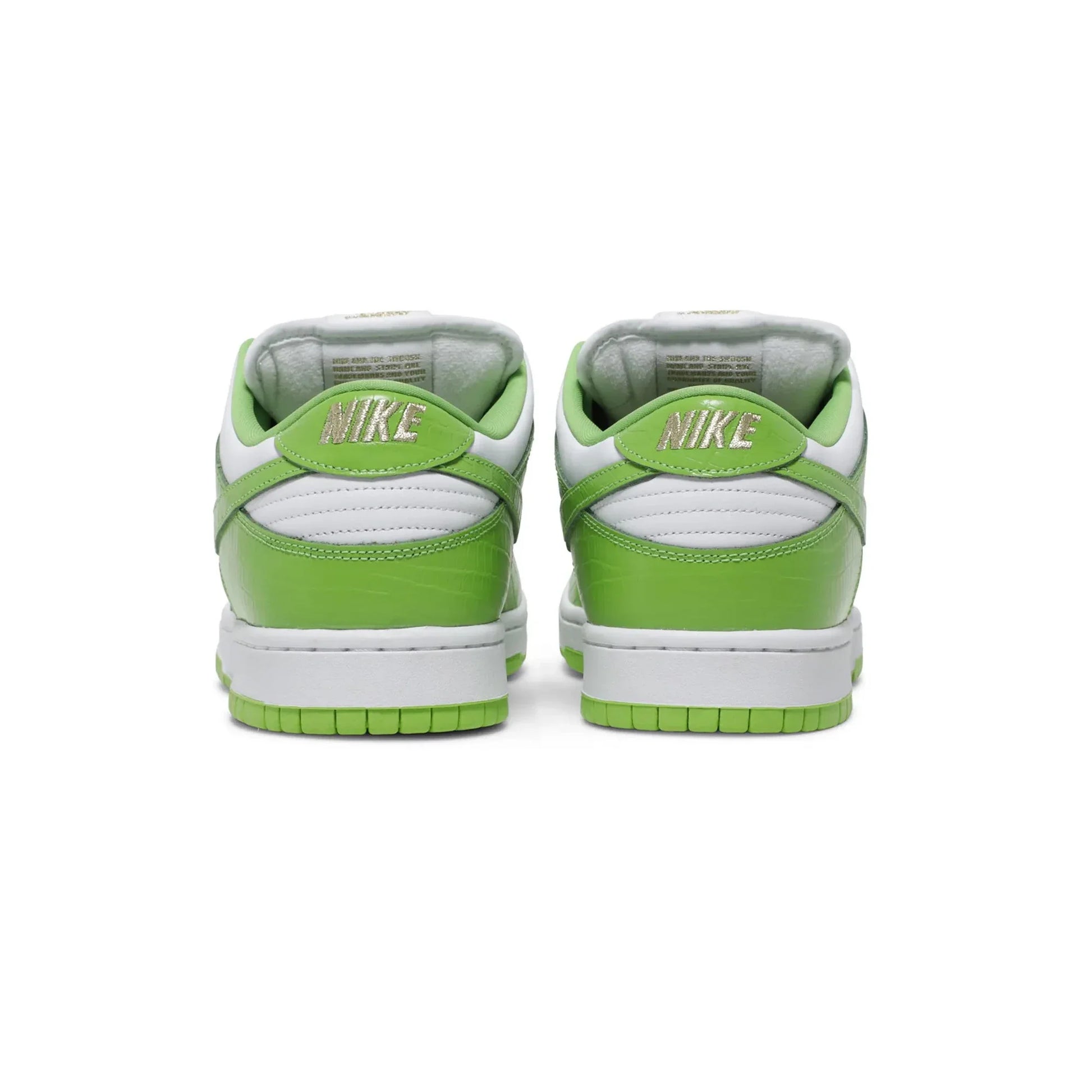 Nike SB Dunk Low 'Supreme Stars Mean Green' (2021)