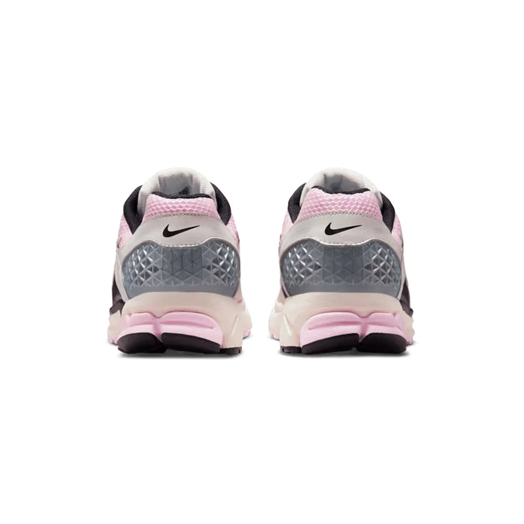 Nike Zoom Vomero 5 'Pink Foam Phantom Metallic Platinum Black' (2025)