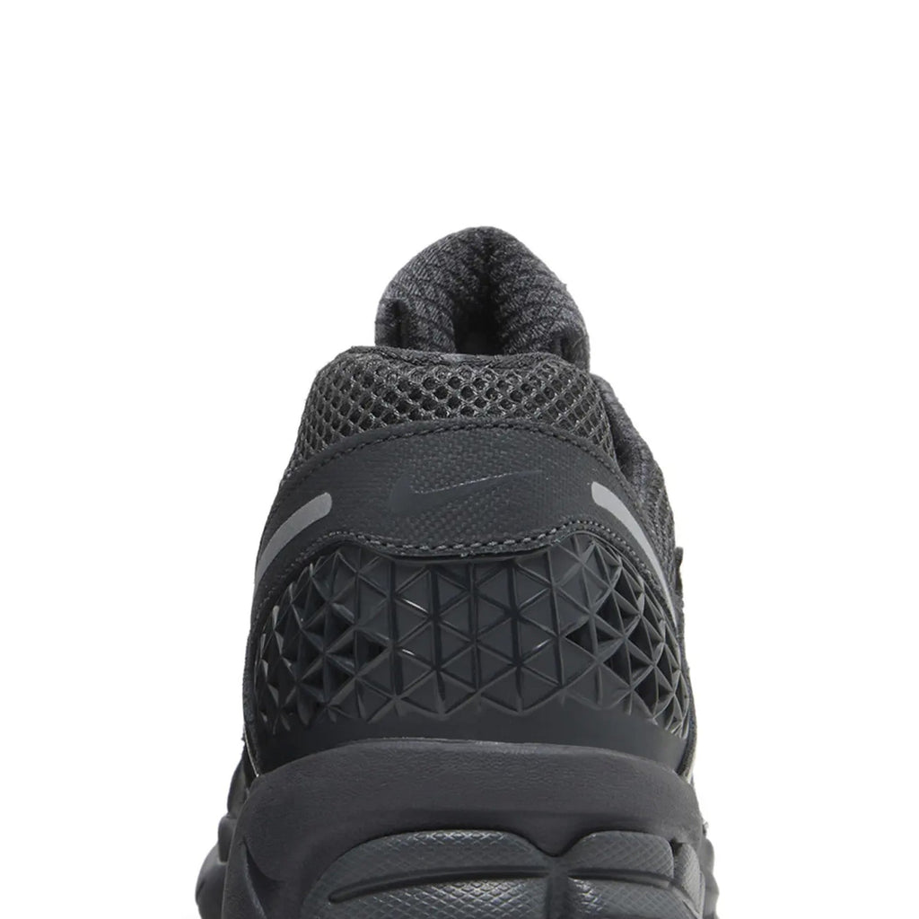 Nike Zoom Vomero 'Anthracite' (2023)