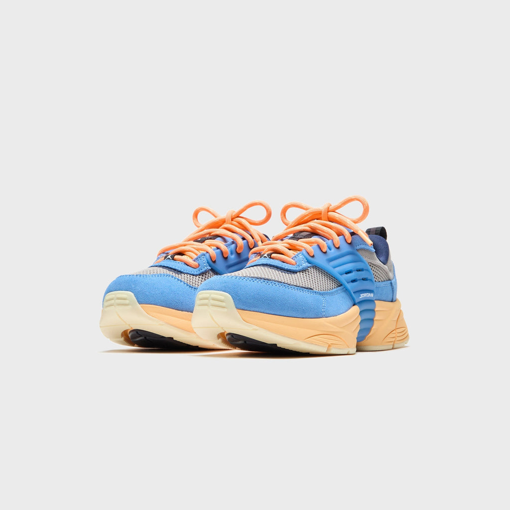 Jordan Trunner O/S - Blue Beyond / Atomic Orange / Cobblestone