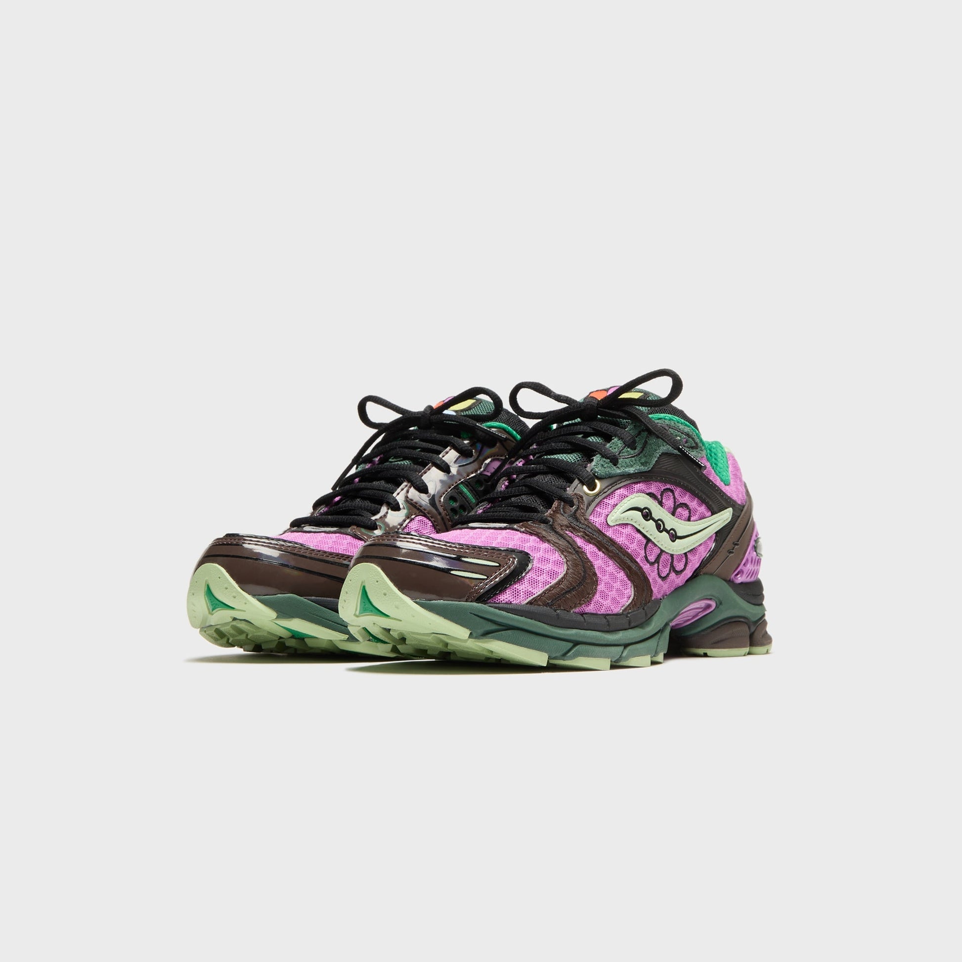 Saucony x Jae Tips ProGrid Triumph 4 - Violet / Earth