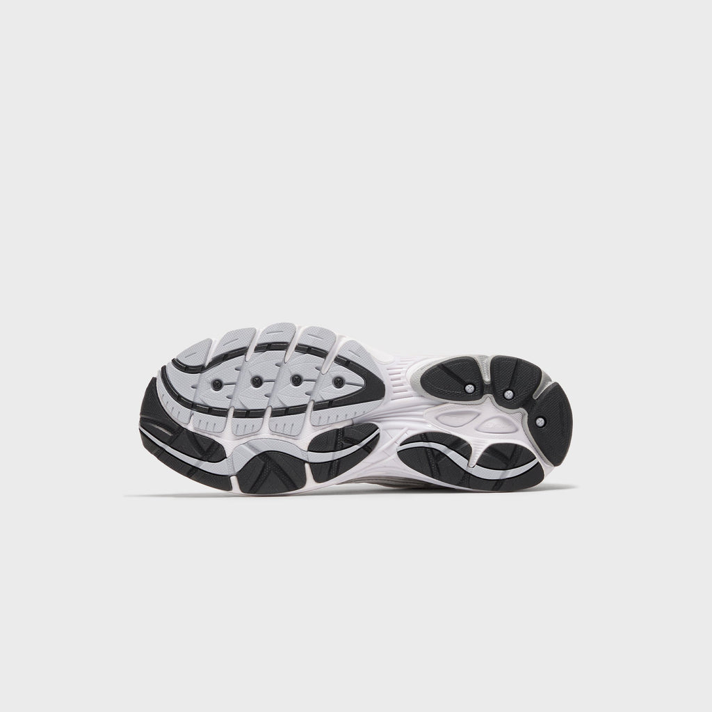 Saucony ProGrid Omni 9 Distract - White / Grey