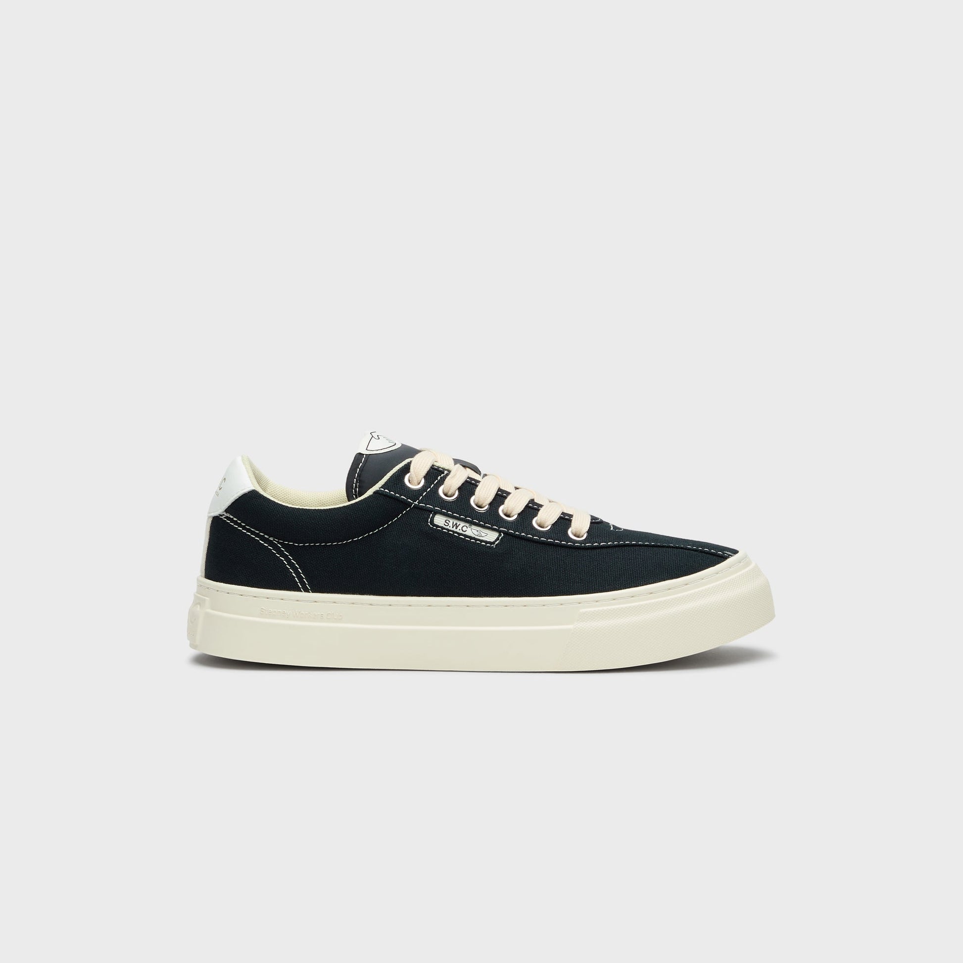 Stepney Workers Club Dellow 02 Cup - Black