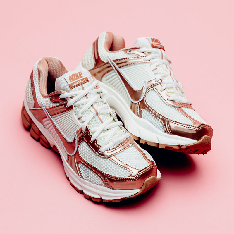 Women's Nike Zoom Vomero 5 - Sail/Rose Gold