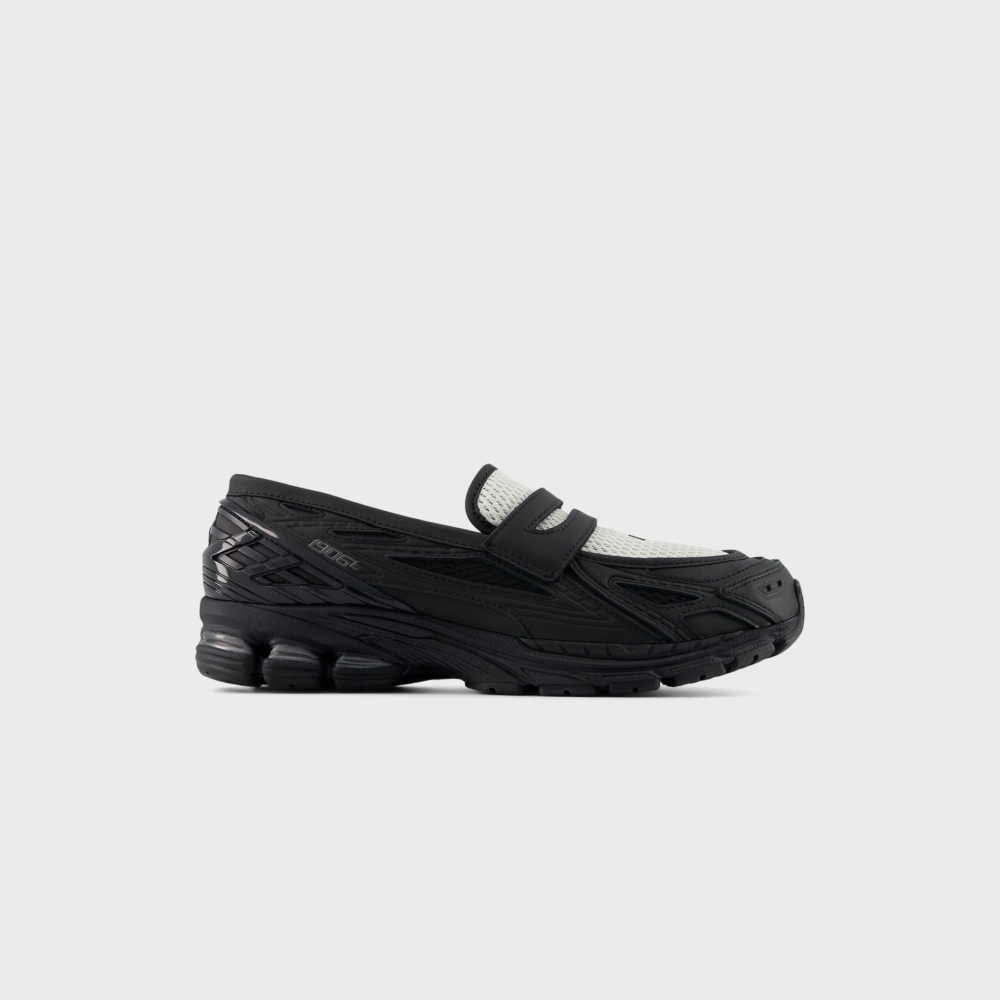 New Balance 1906L - Black / Angora