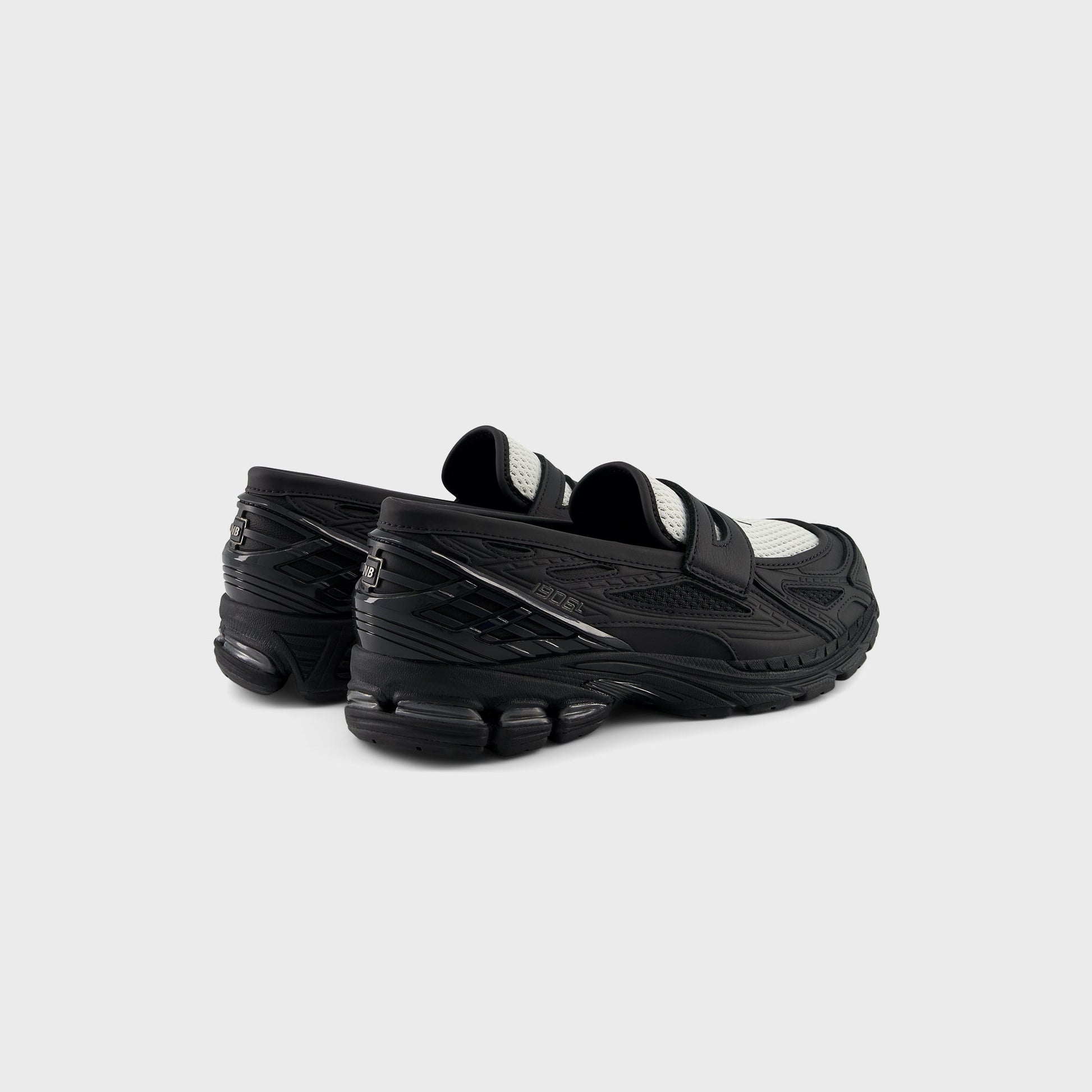 New Balance 1906L - Black / Angora