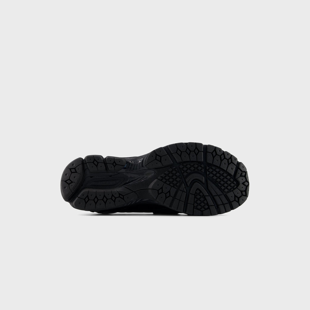 New Balance 1906L - Black / Angora