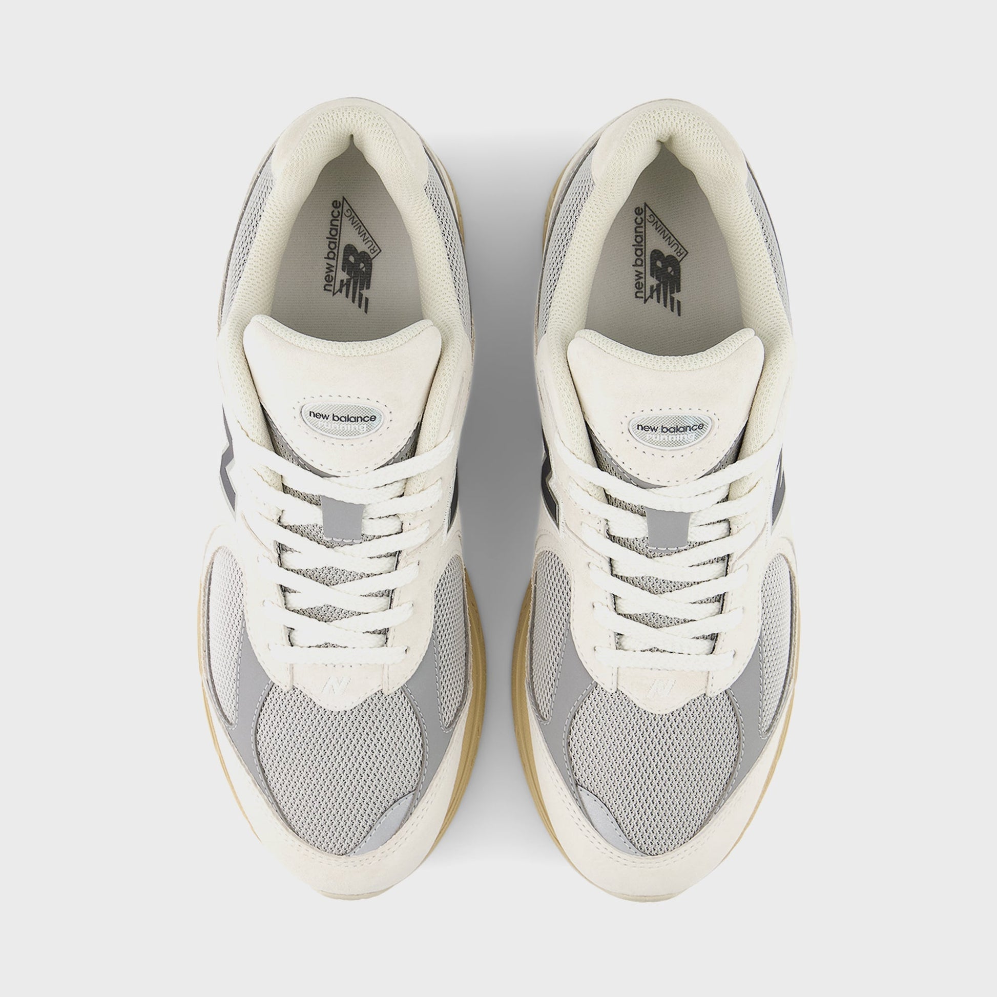 New Balance 2002R - Linen / Rain Cloud / Black Cement