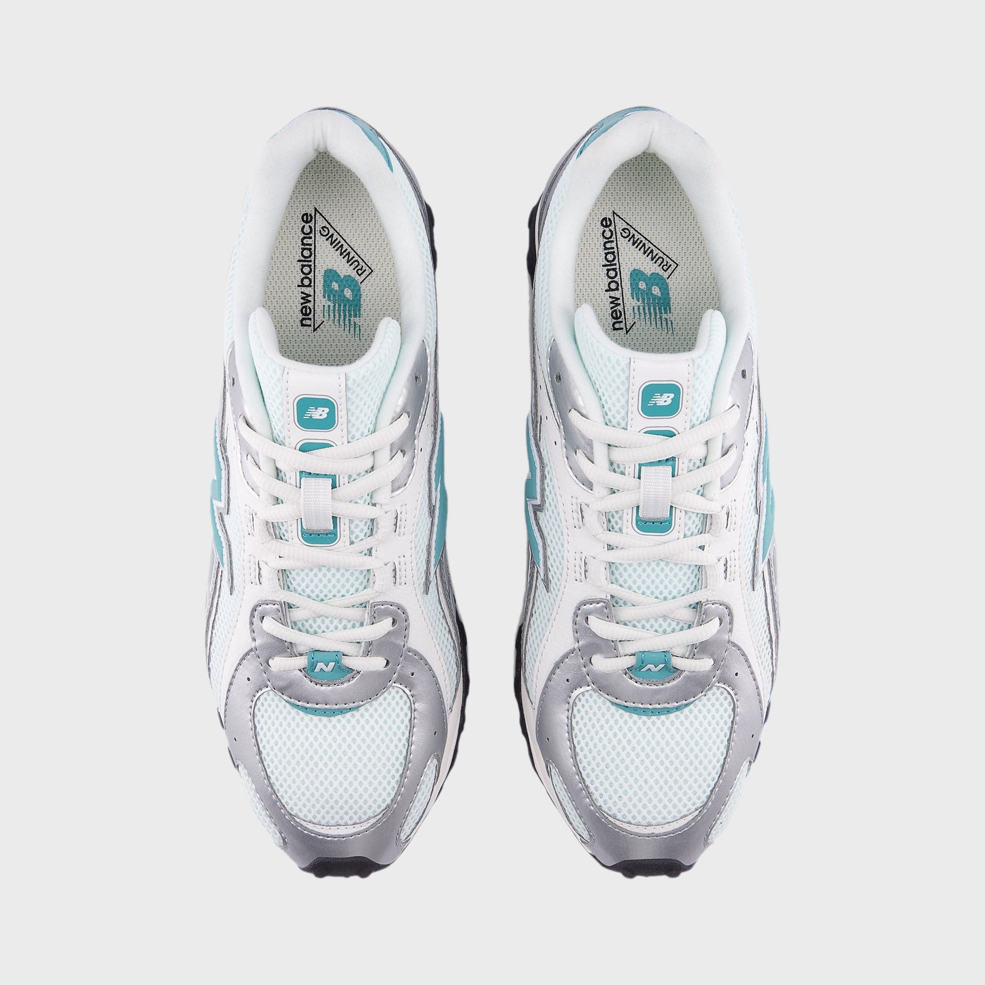 New Balance 204L - Light Silver Metallic
