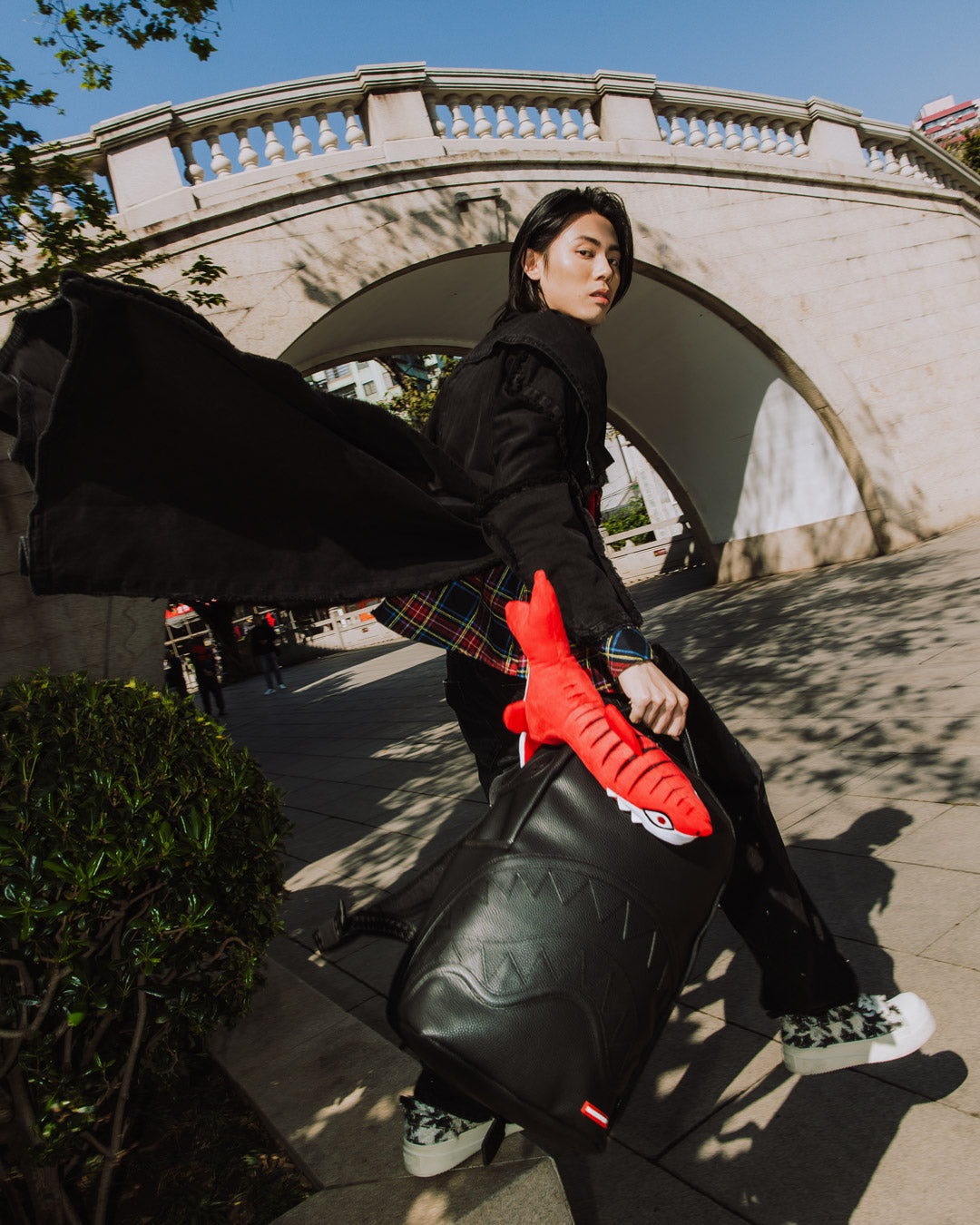 SPRAYGROUND PLUSH SHARK BIG BITE BACKPACK