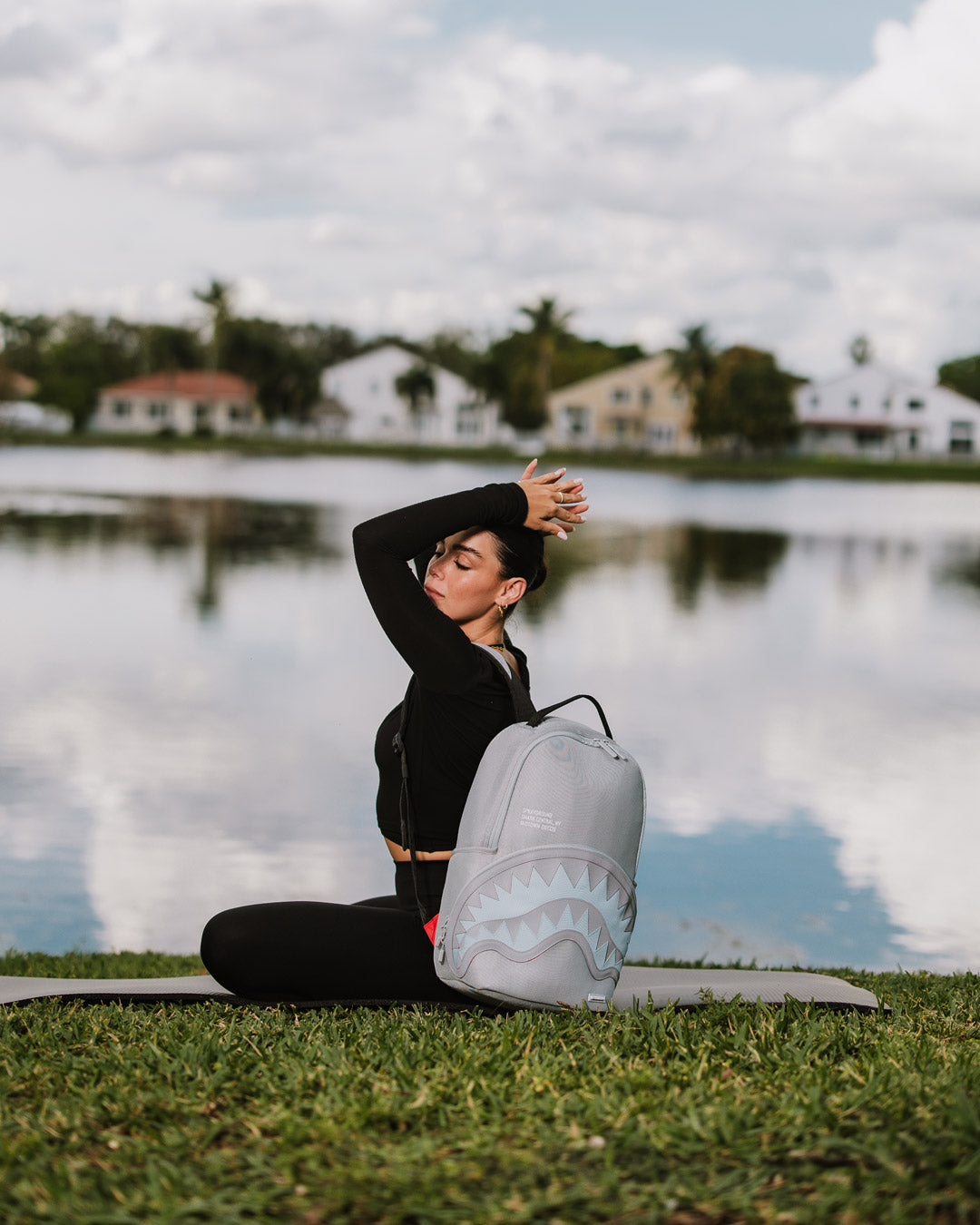 SPRAYGROUND SHARK CENTRAL ICE MESH BACKPACK
