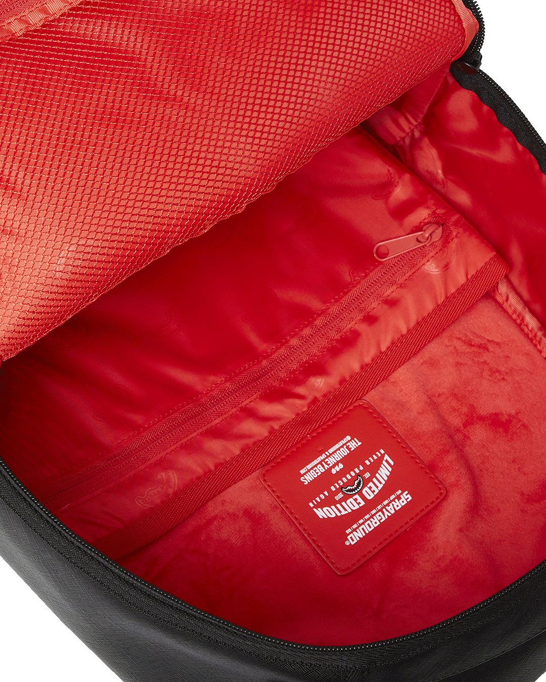 SPRAYGROUND SHARK CENTRAL MIDTOWN BACKPACK